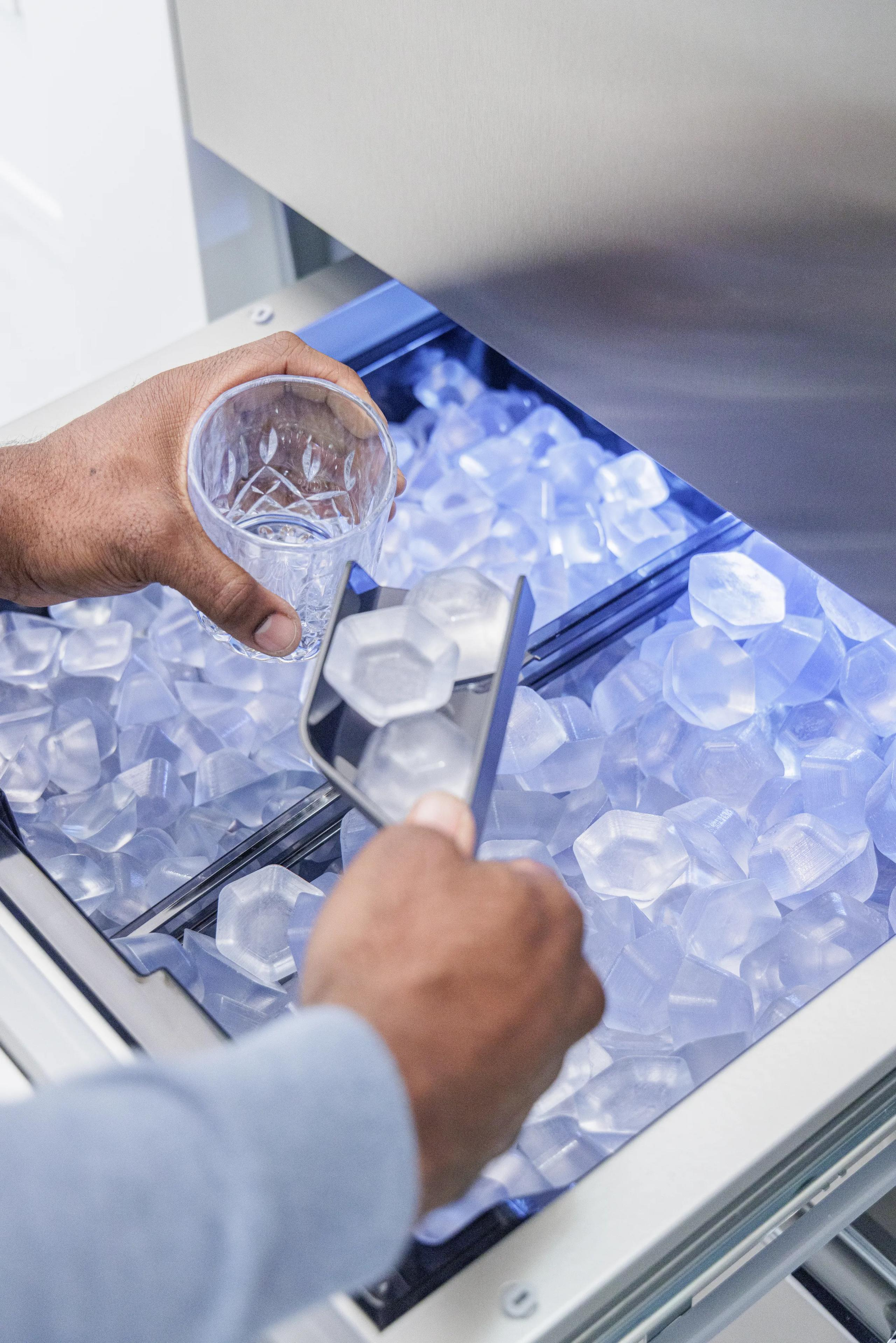 Bottom Freezer Built In Refrigerator