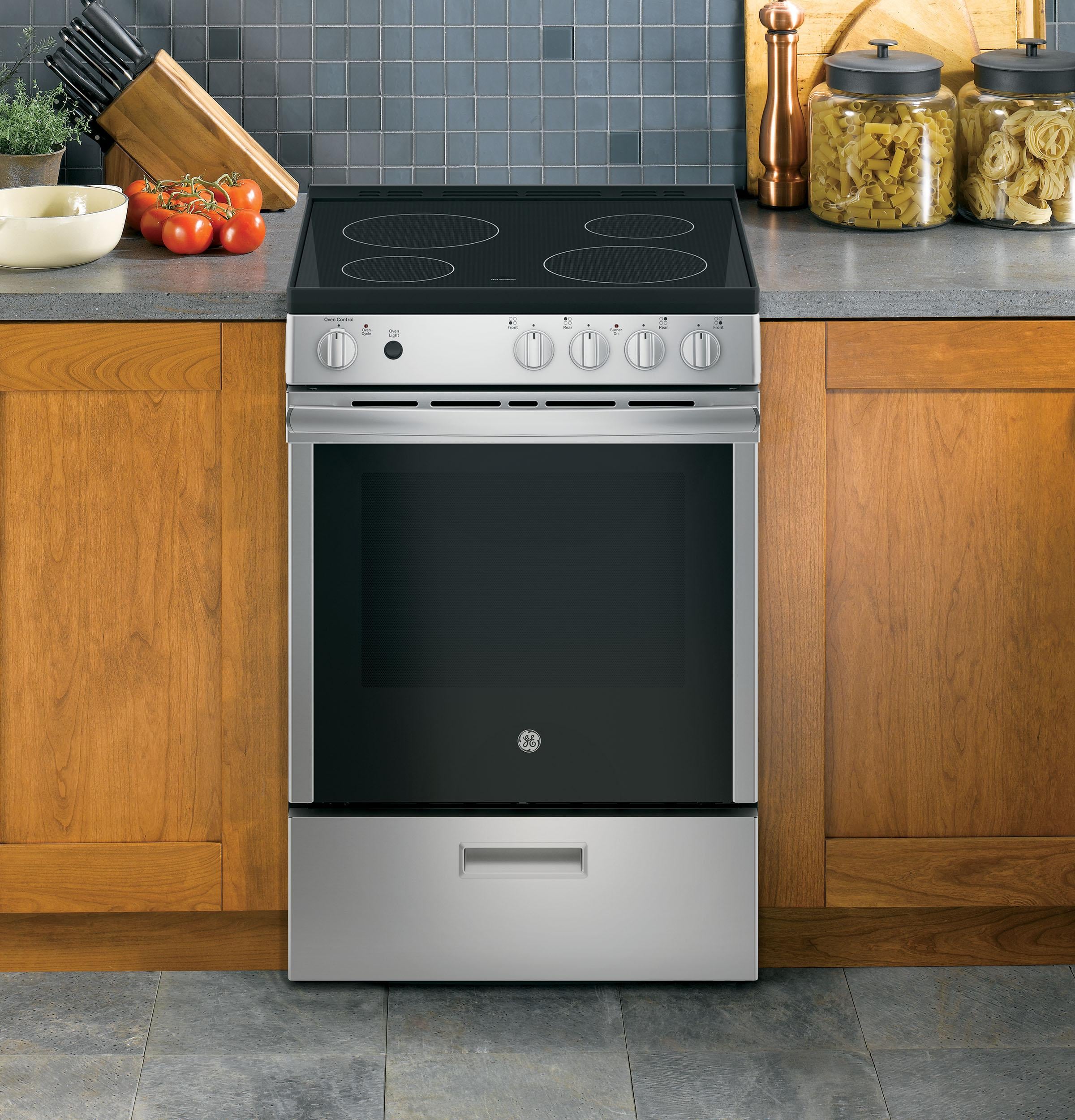 GE Appliances Electric Ranges Freestanding Smoothtop Electric Range