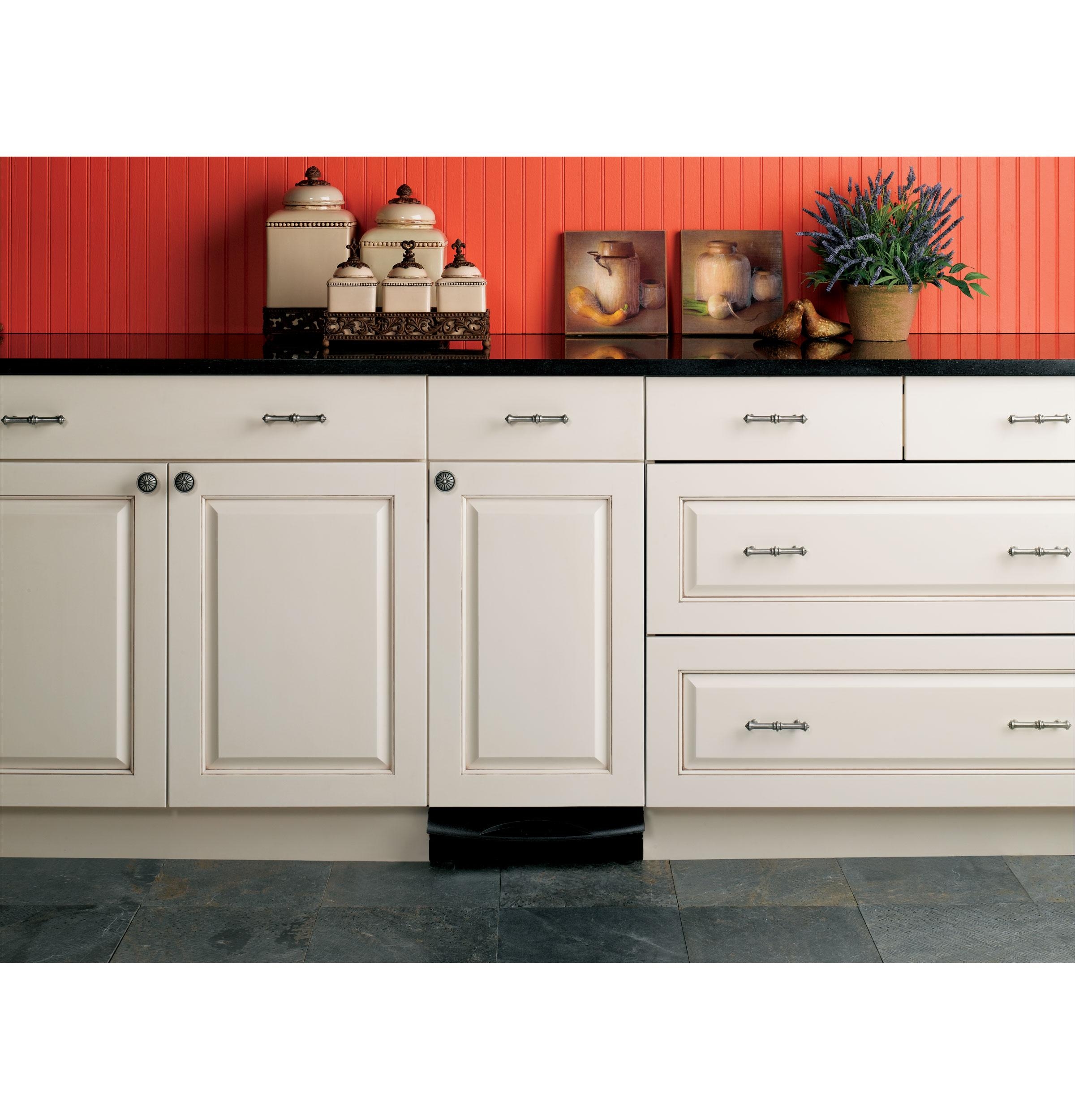 GE Appliances Compactors GE Appliances Trash Compactor