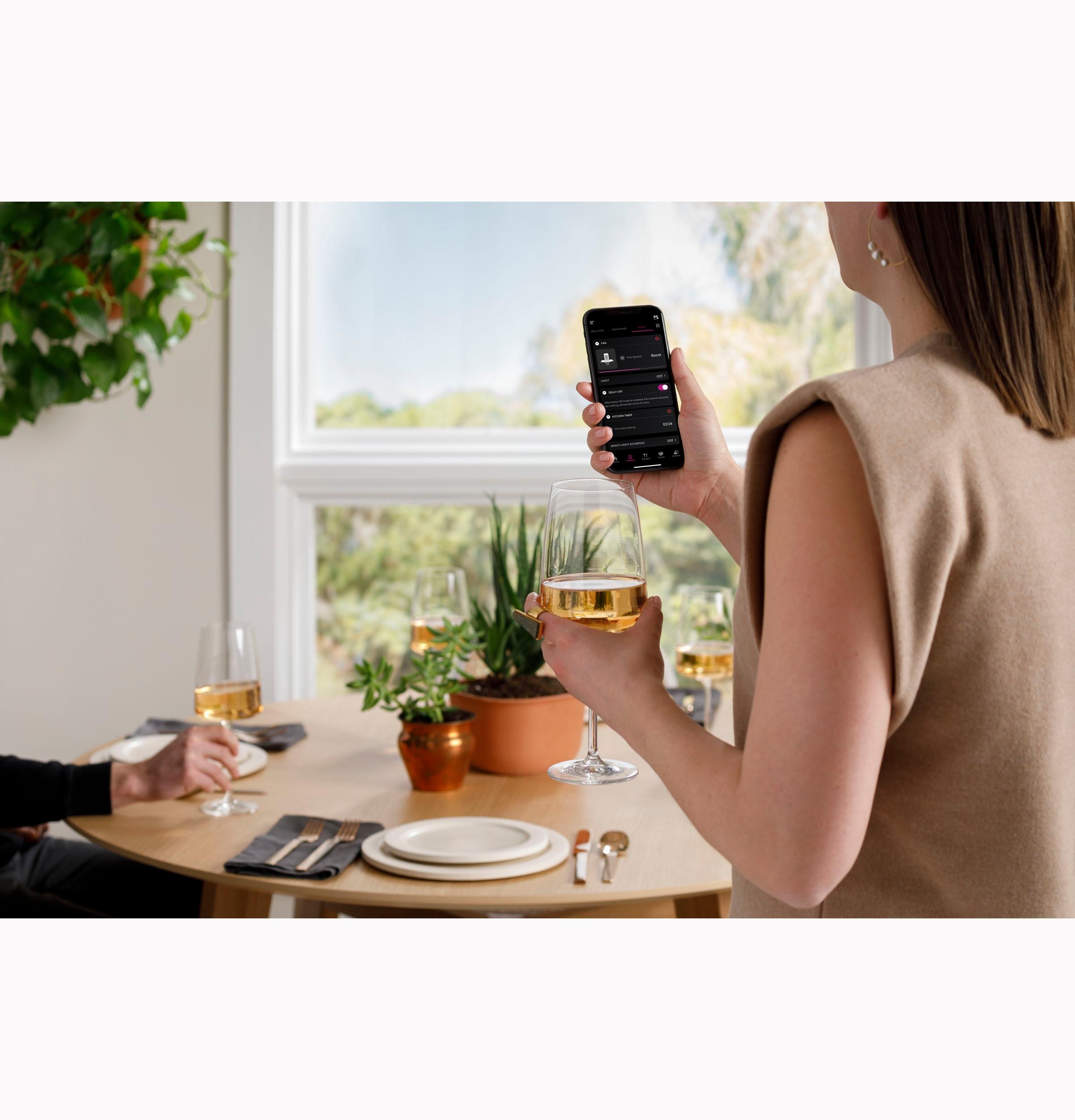 Café Hoods Café™ 30" QuietBoost Range Hood