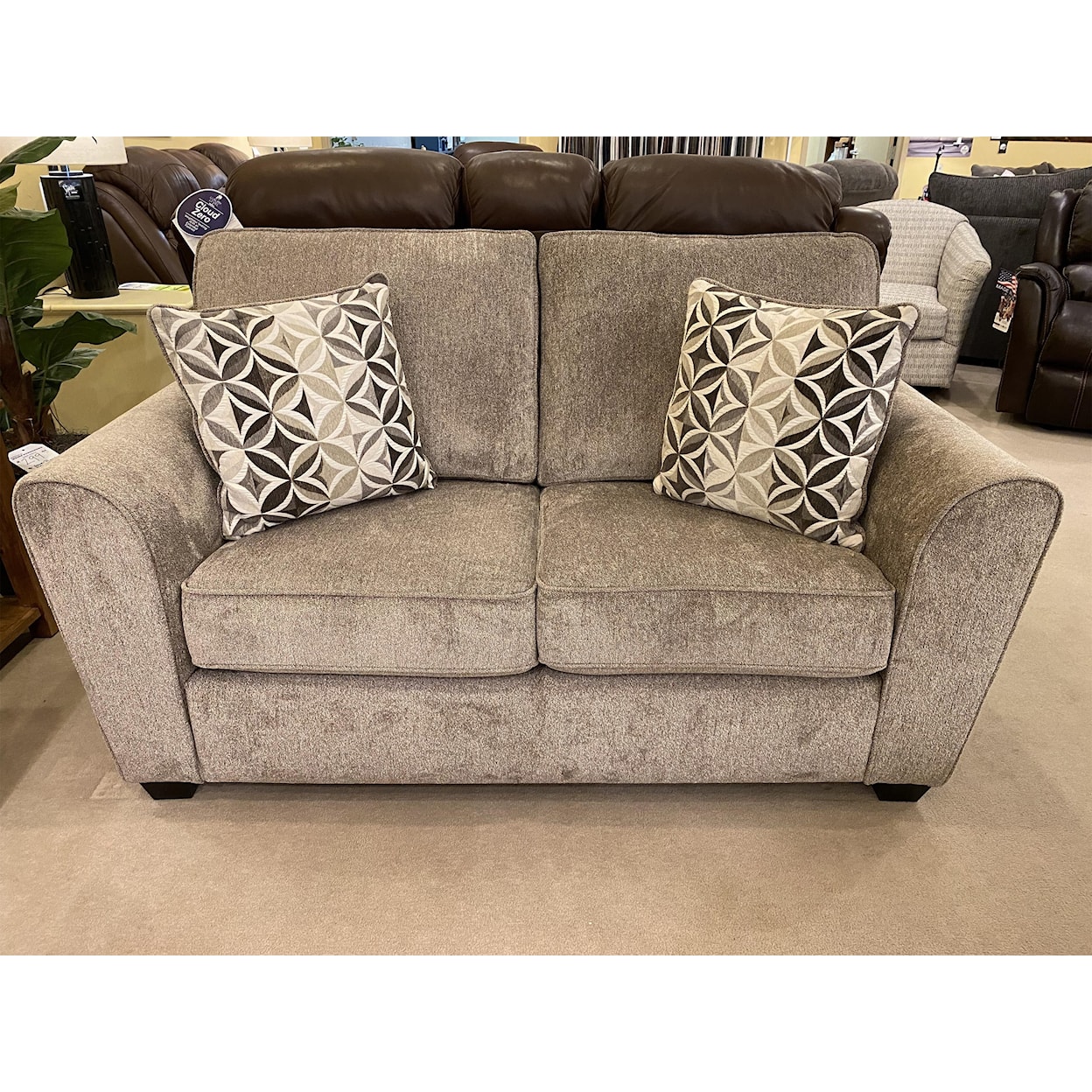 Stanton 643 Loveseat