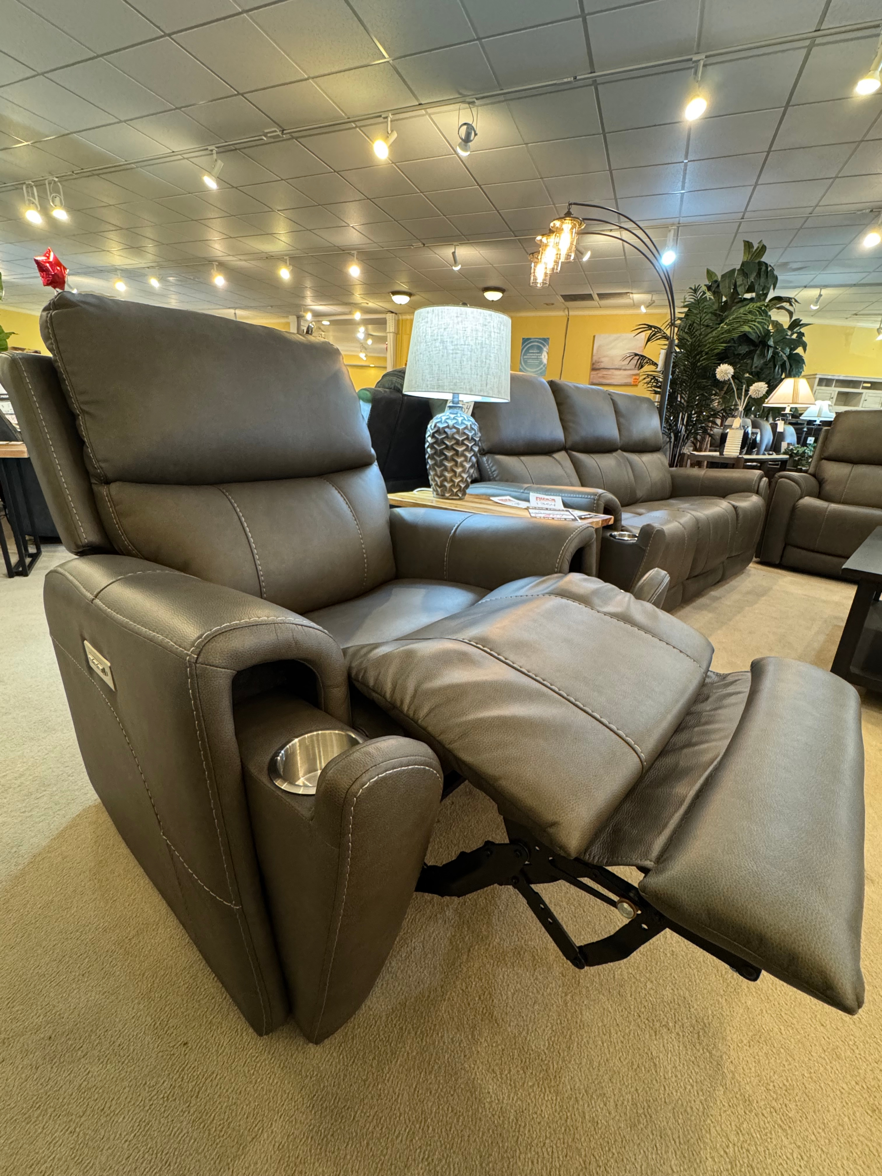 Moto Motion Newport - Capriccio Smoke H673-Z4-F385 Power Recliner