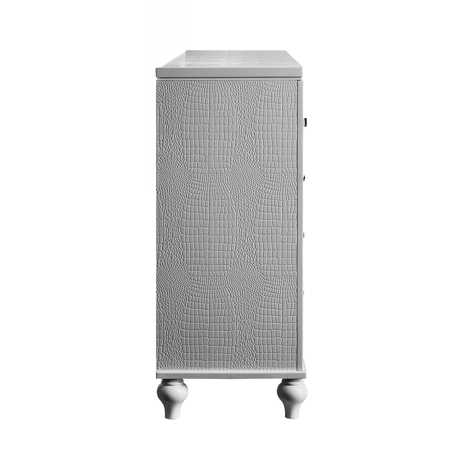 New Classic Valentino Dresser