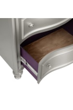 New Classic Reflections Traditional 8-Drawer Dresser