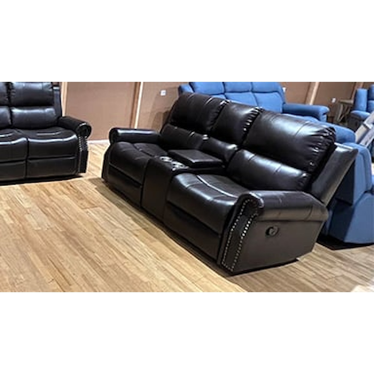 New Classic Sierra Console Loveseat with Power Footrest