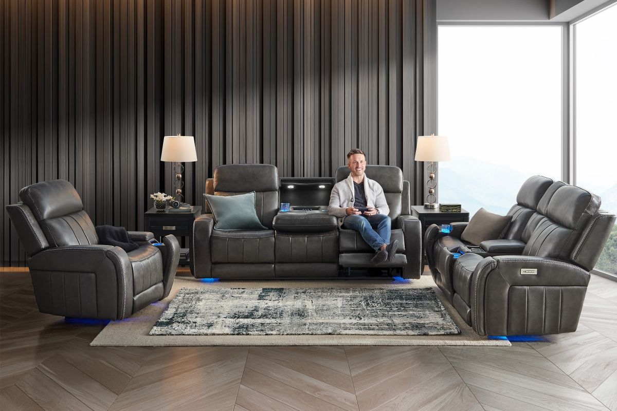 PWR Leather Sofa w/Music,ADJ HR/LUM/HEAT/MAS