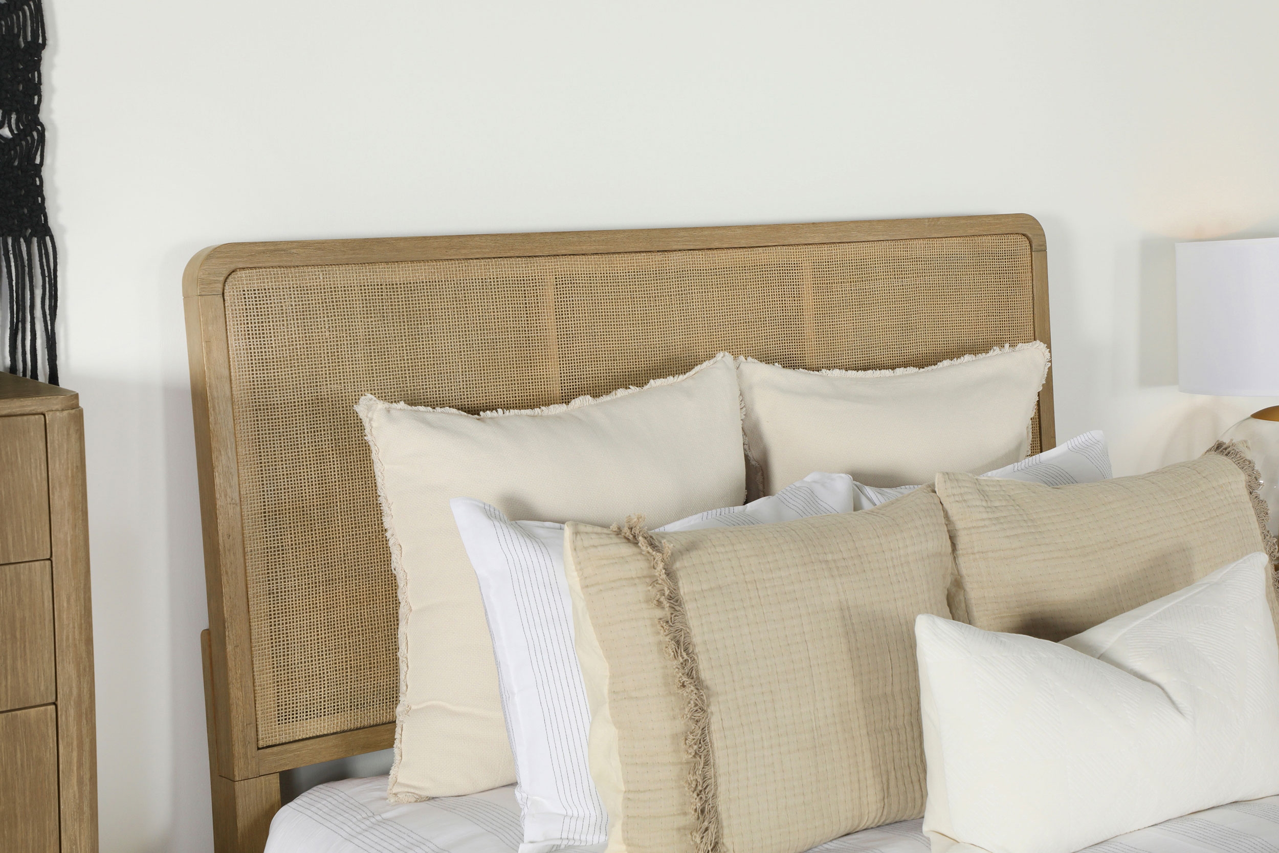 Coaster Arini Rattan Cal King Panel Bed