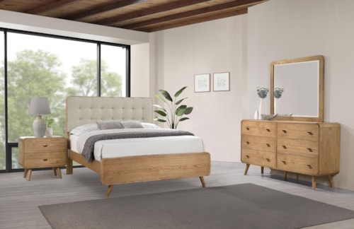 Robyn 4-Piece Eastern King Bedroom Set Light Ash