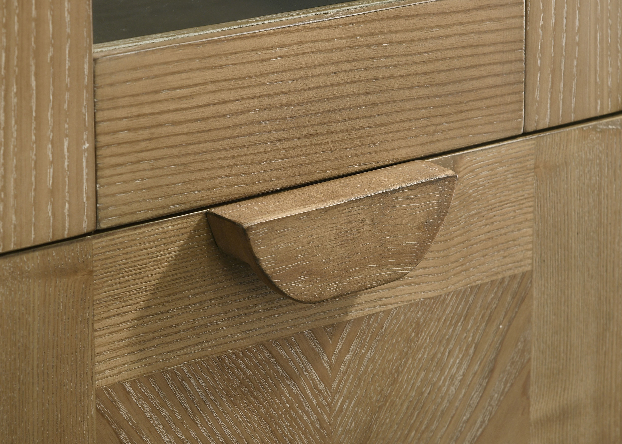 Coaster Adina Adina 7Tall Display Cabinet