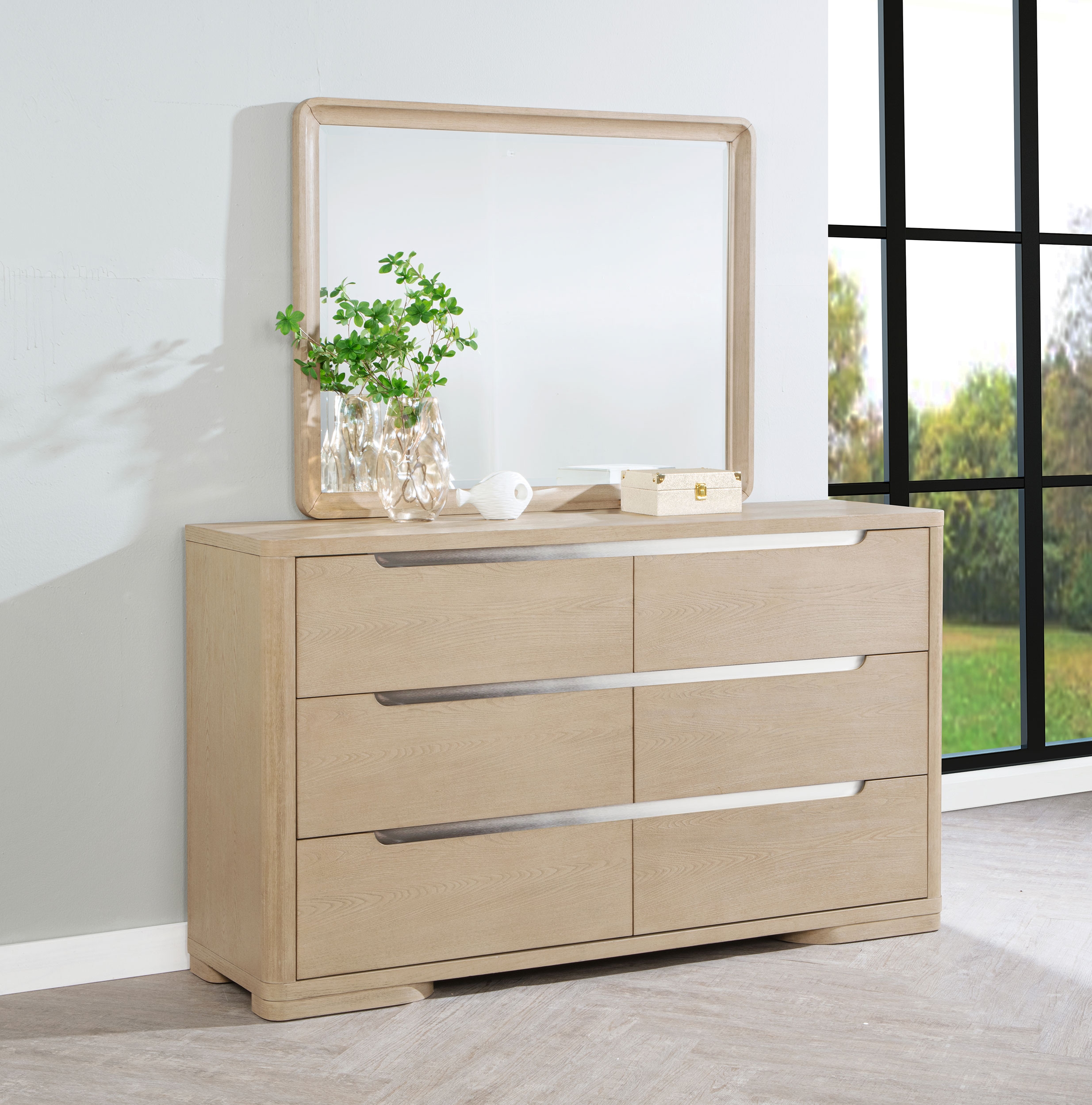 6-Drawer Bedroom Dresser And Mirror