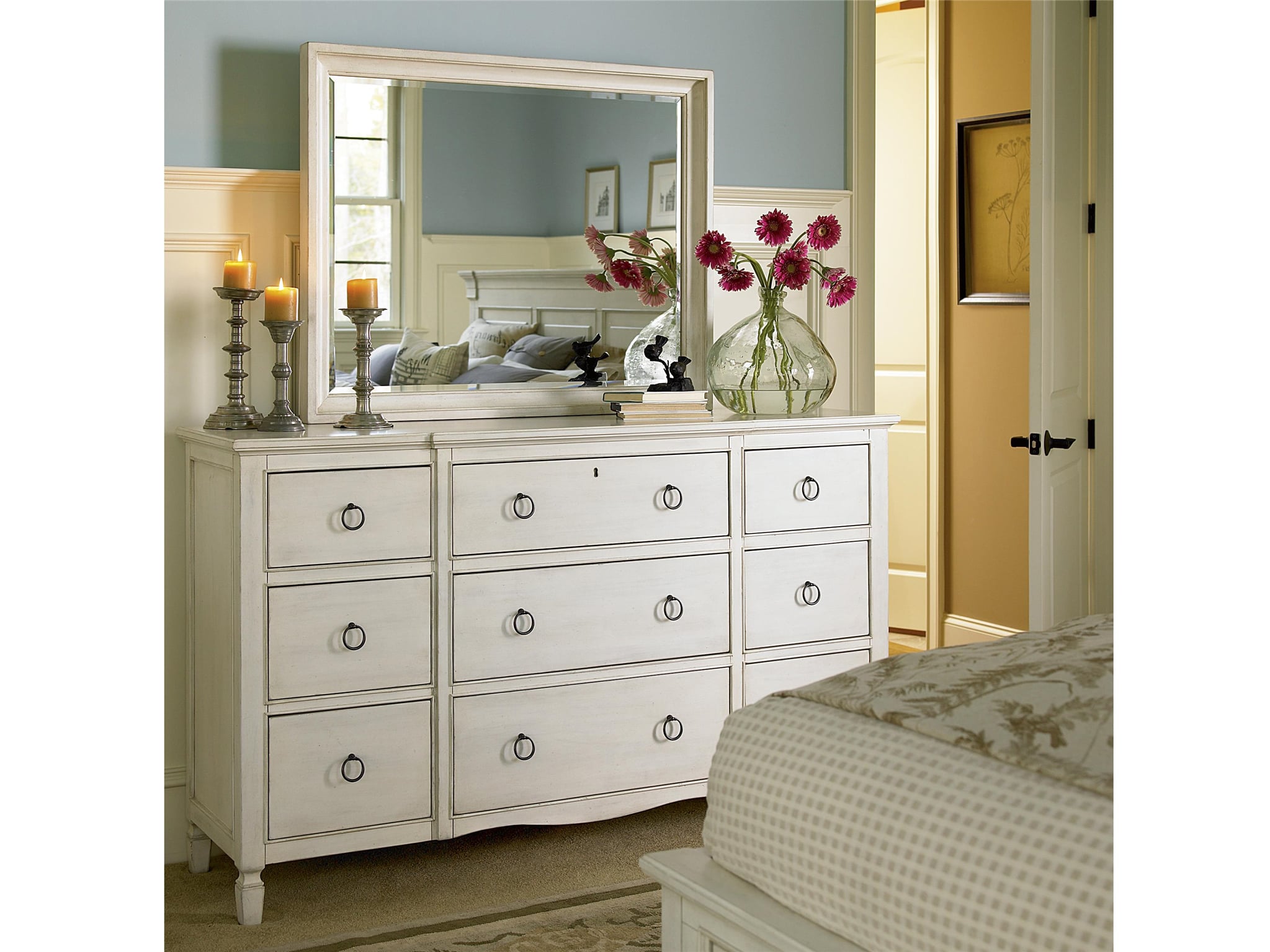 9-Drawer Dresser