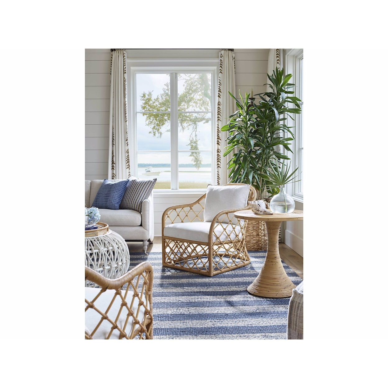 Universal Getaway Coastal Living Home Accent Chair