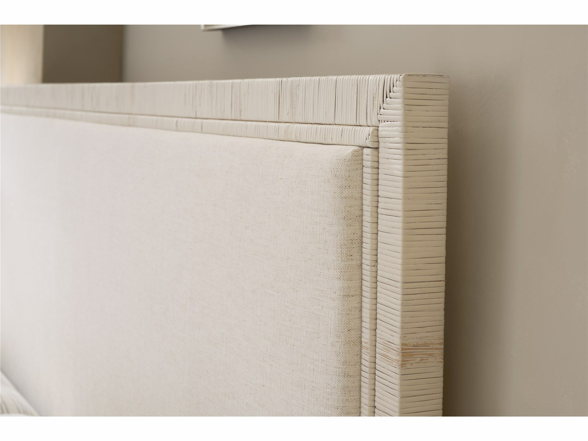 Universal Oasis Coastal Living Panel Bed - Thumbnail 5