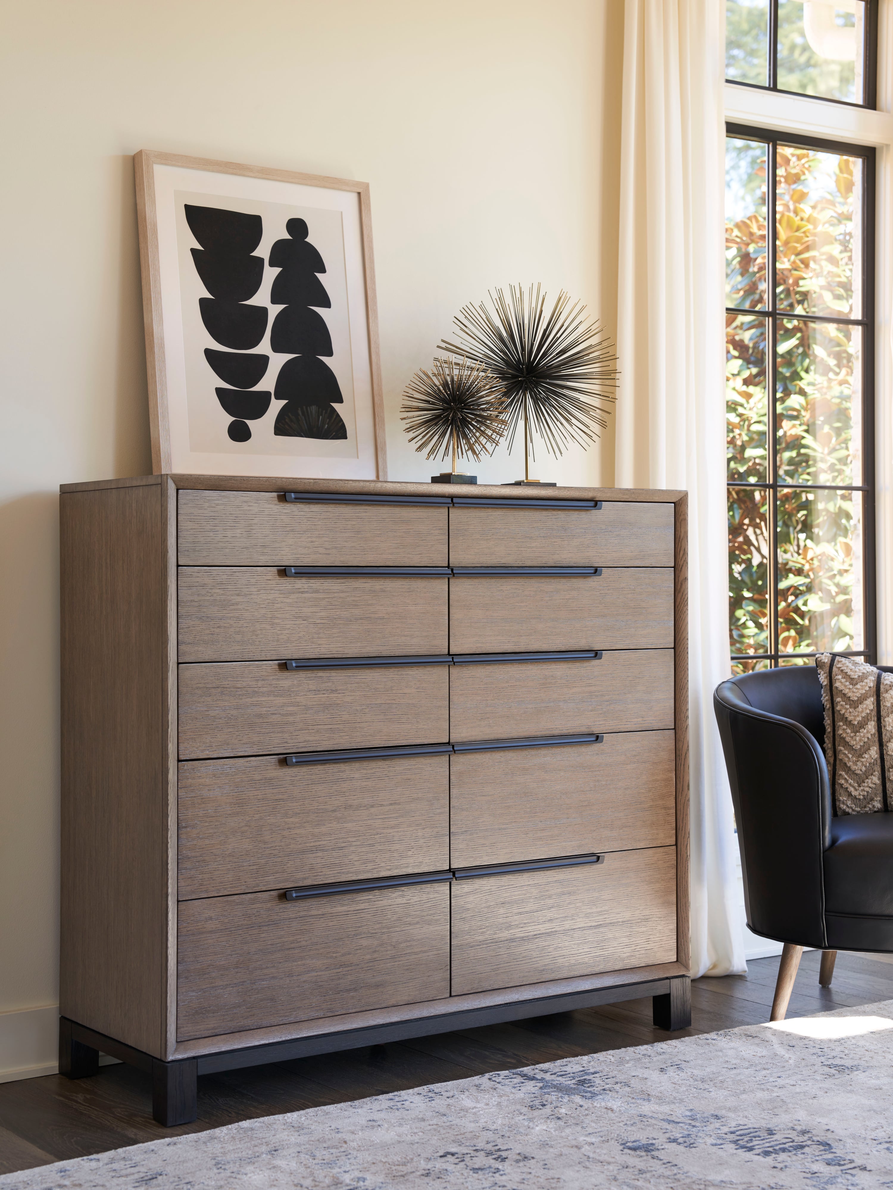 10-Drawer Gentleman's Chest