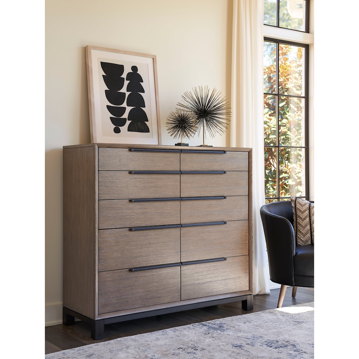 Lexington Zanzibar 10-Drawer Gentleman's Chest