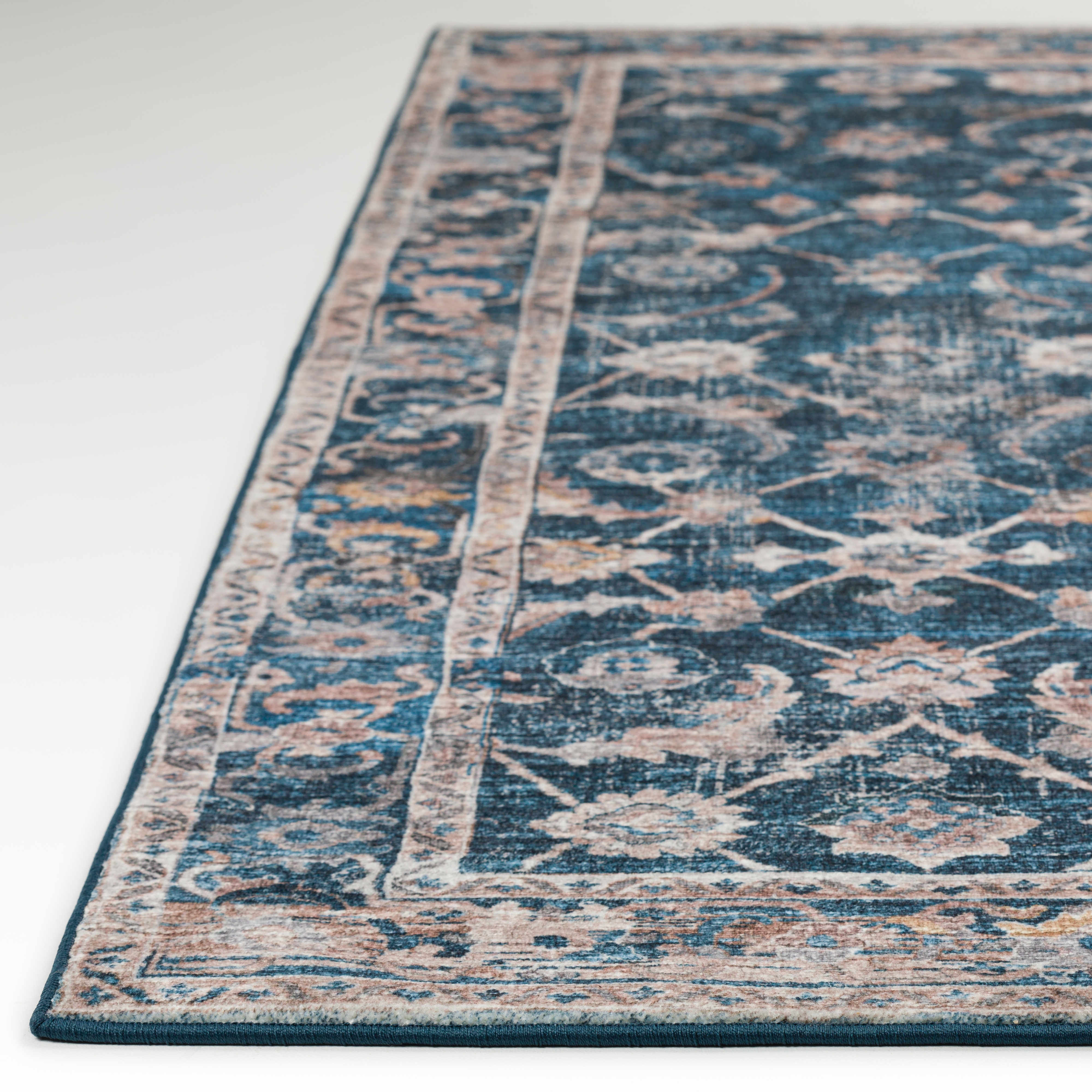 2'6"x10' Rug
