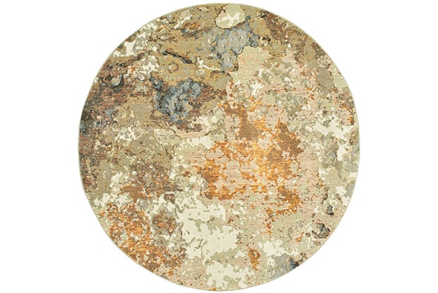 7'10" Round Rug