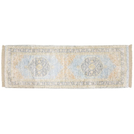 2' 6" X 8' Rug