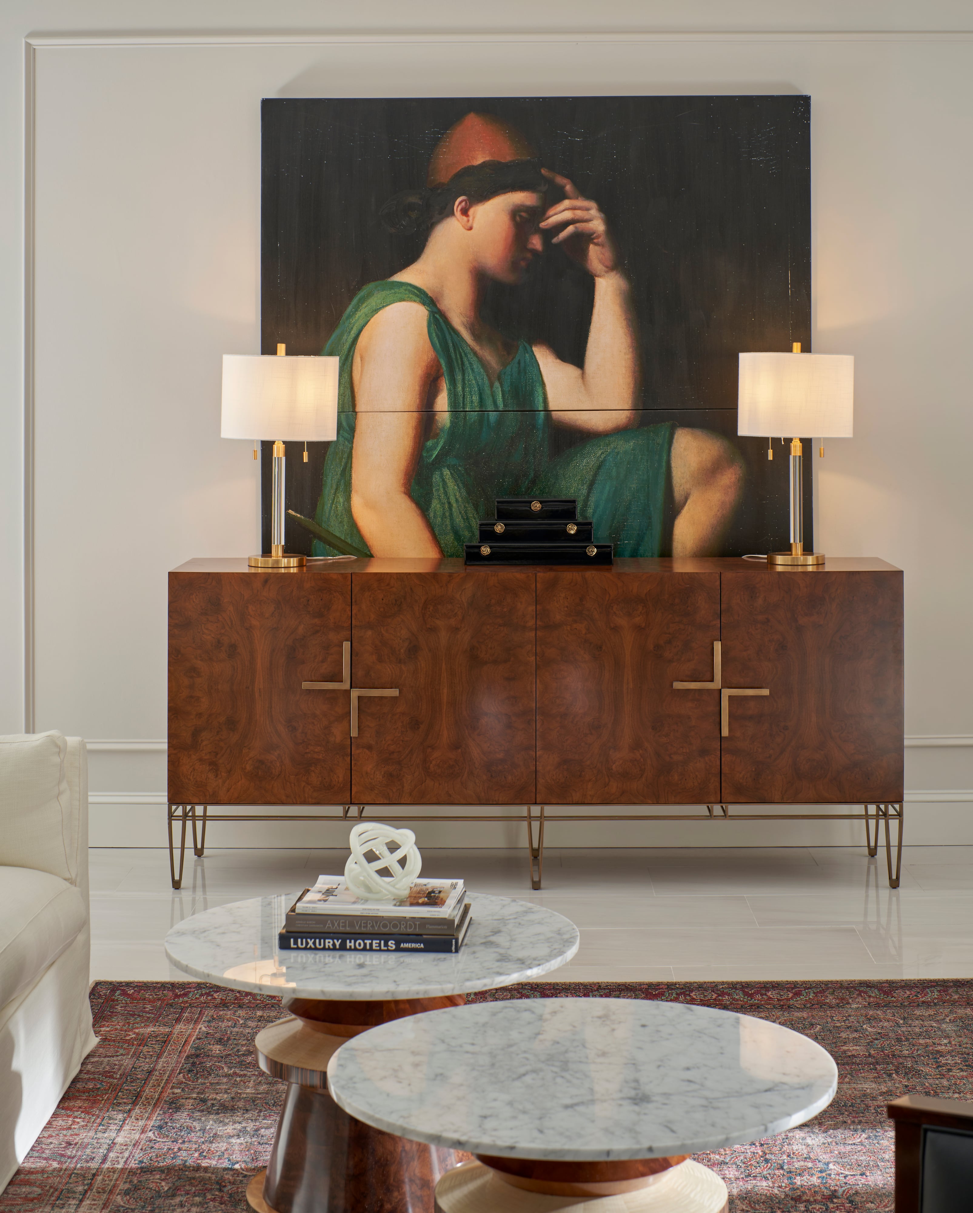 Rook Round Cocktail Table