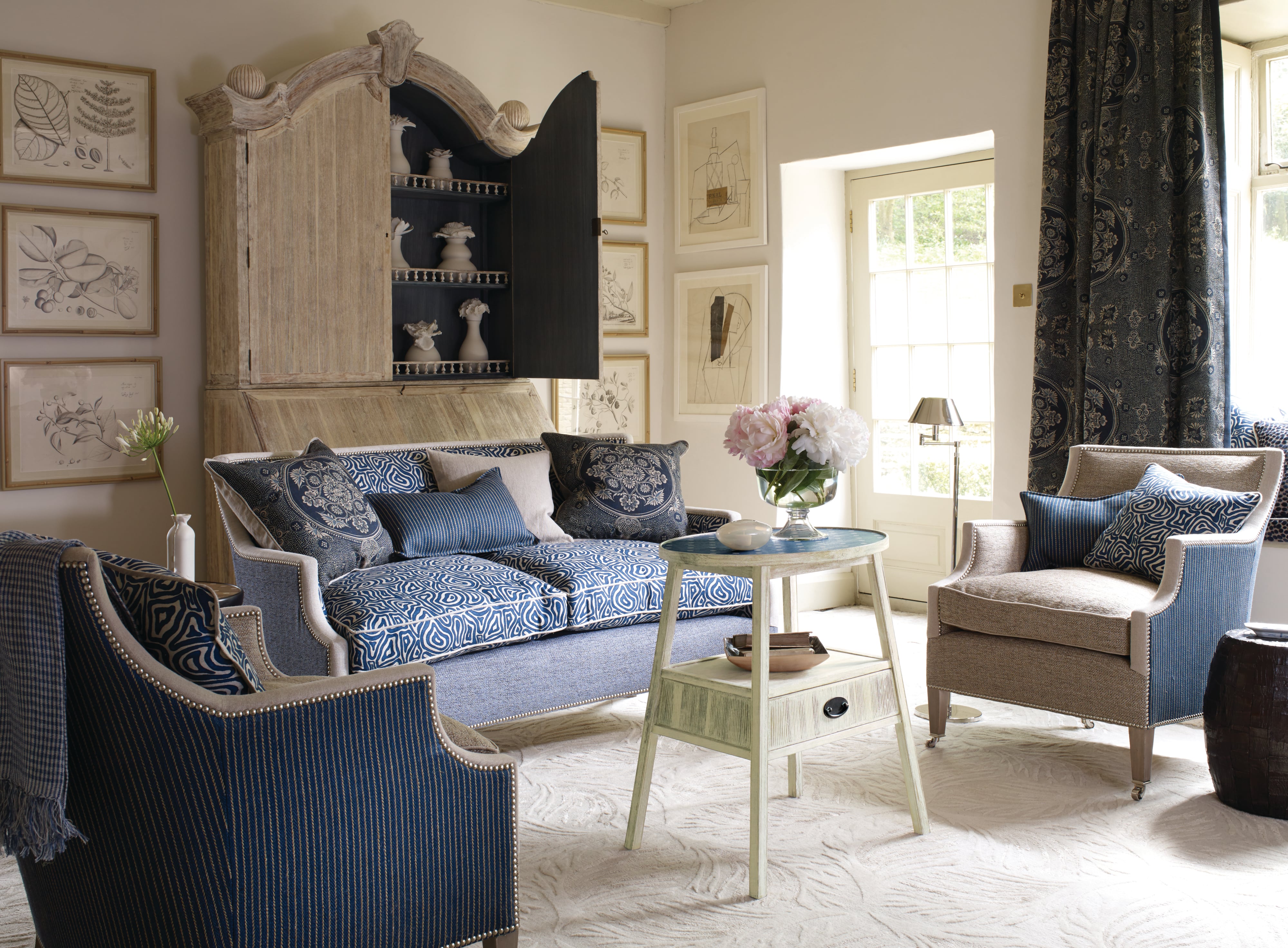 Jonathan Charles William Yeoward Alnwick Bureau