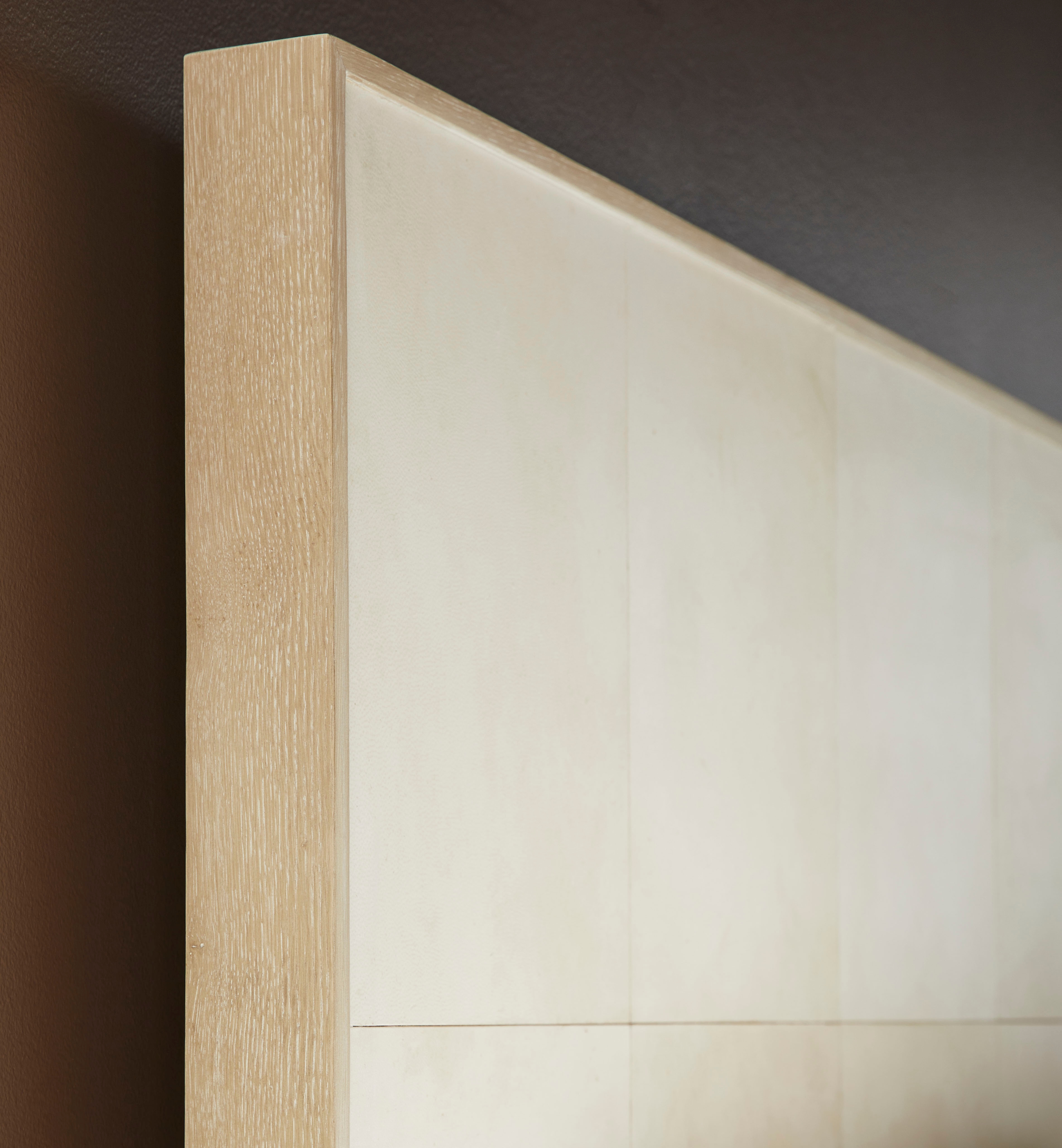 Jonathan Charles Water King Bed