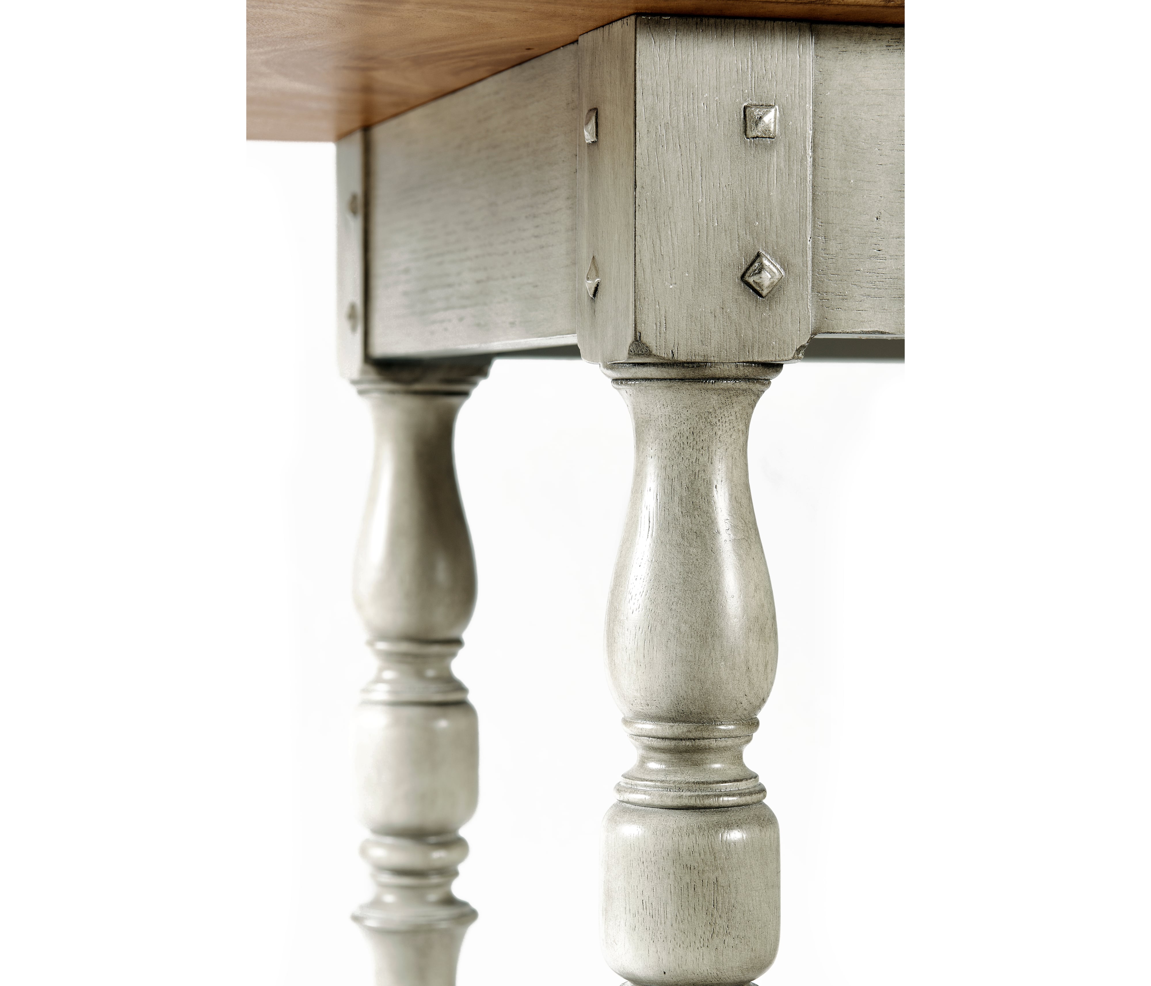 Jonathan Charles Reimagined Dielectric Hunt Table