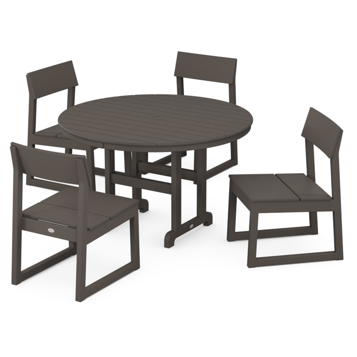 Illustration of Classic Farmhouse Dining Room Sets