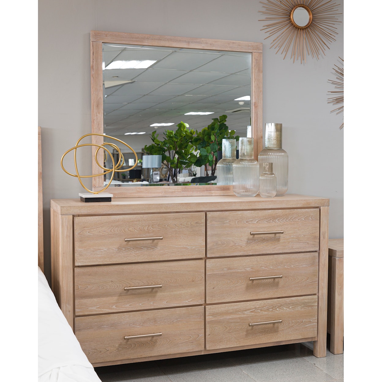 Ashley Furniture Yalinton Mirror