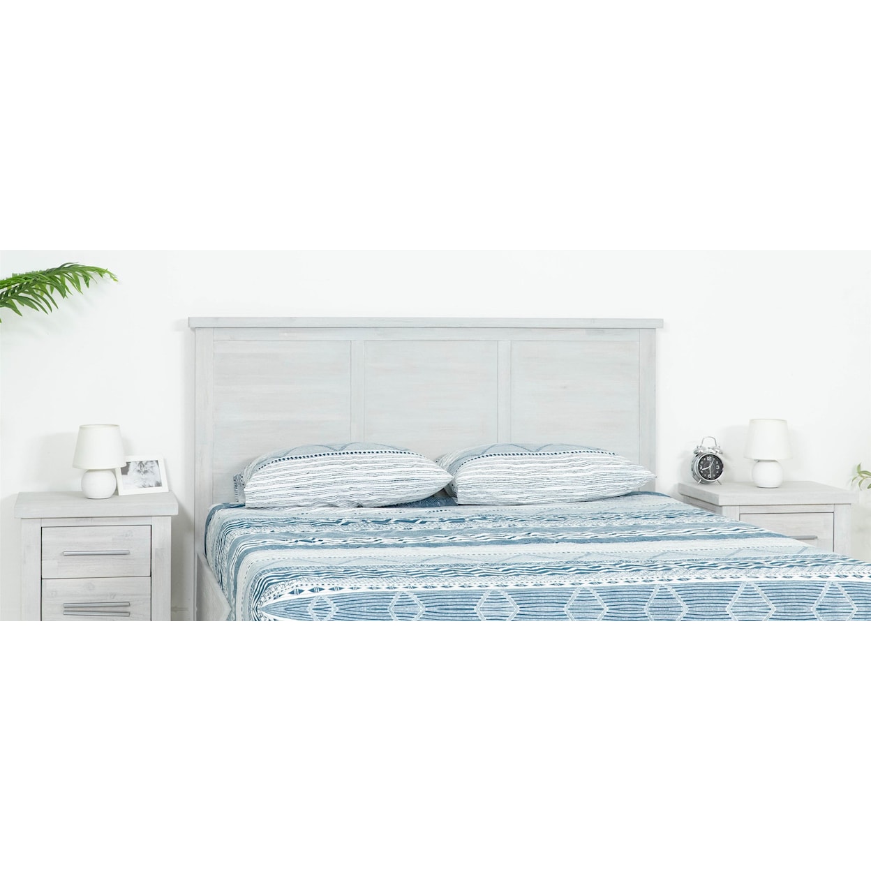 Design Evolution Morgan King Bed