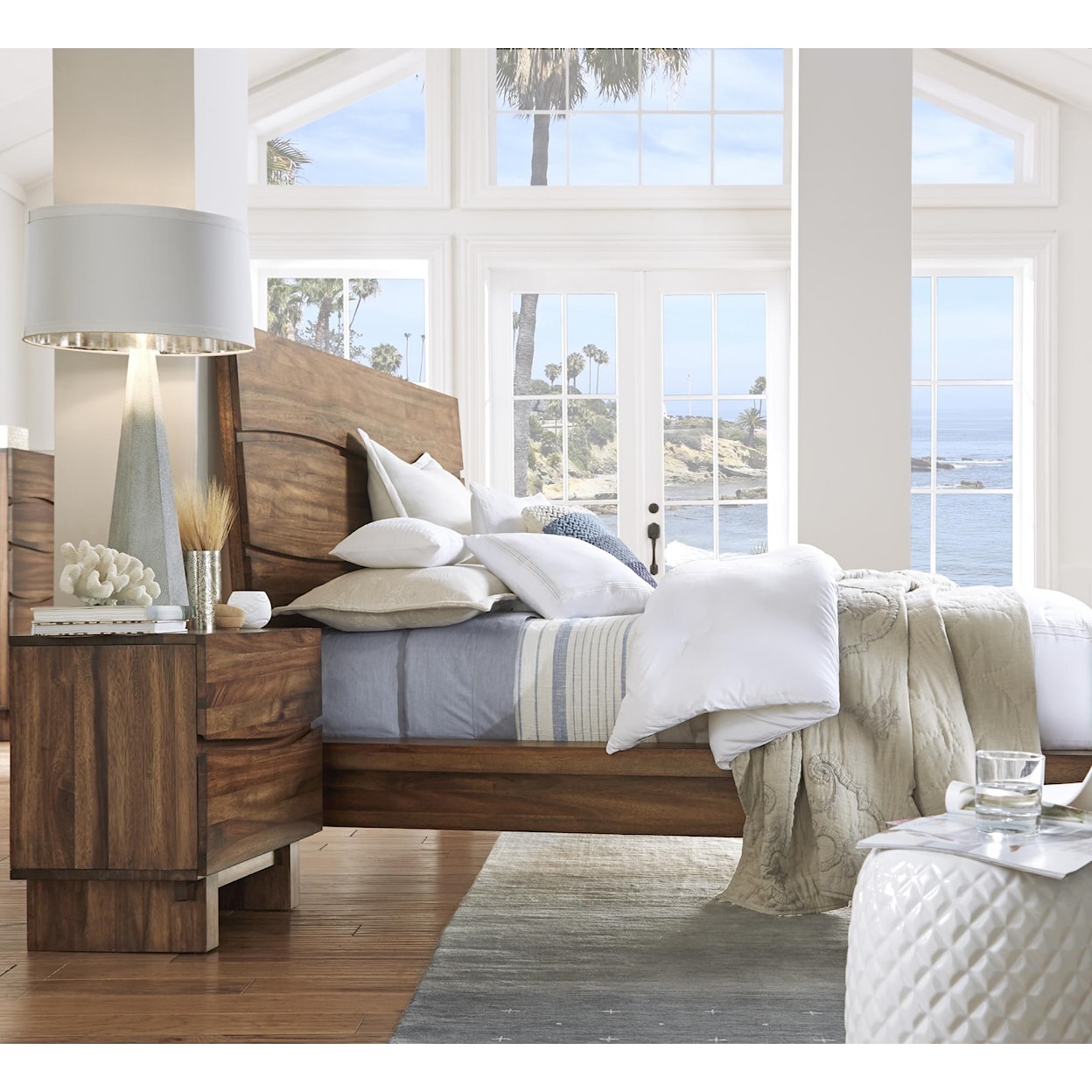 Modus International Ocean Queen Bed