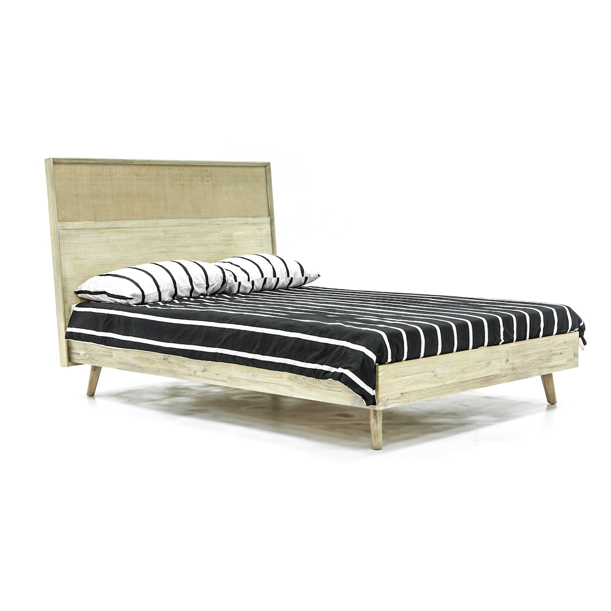 Design Evolution Andes Queen Bed