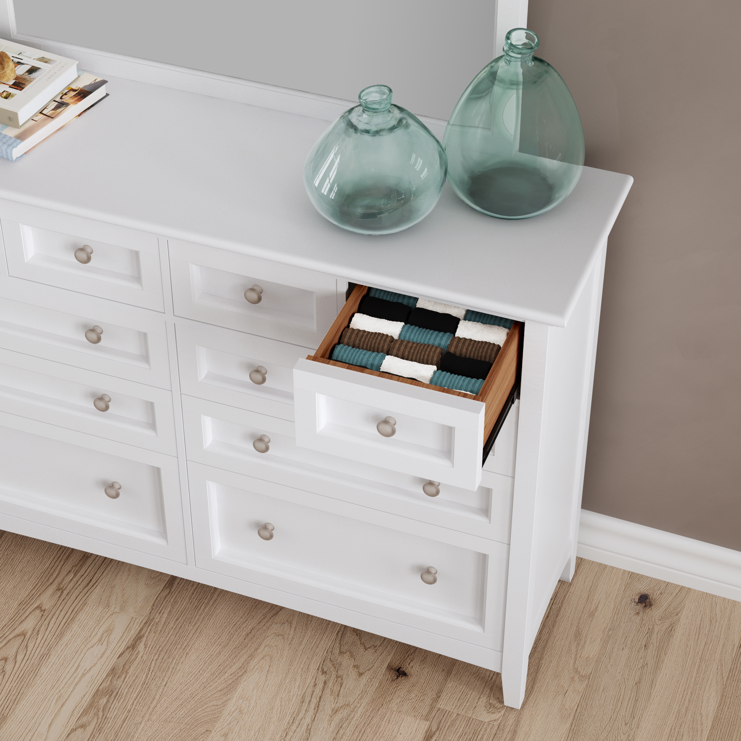 10-Drawer Dresser