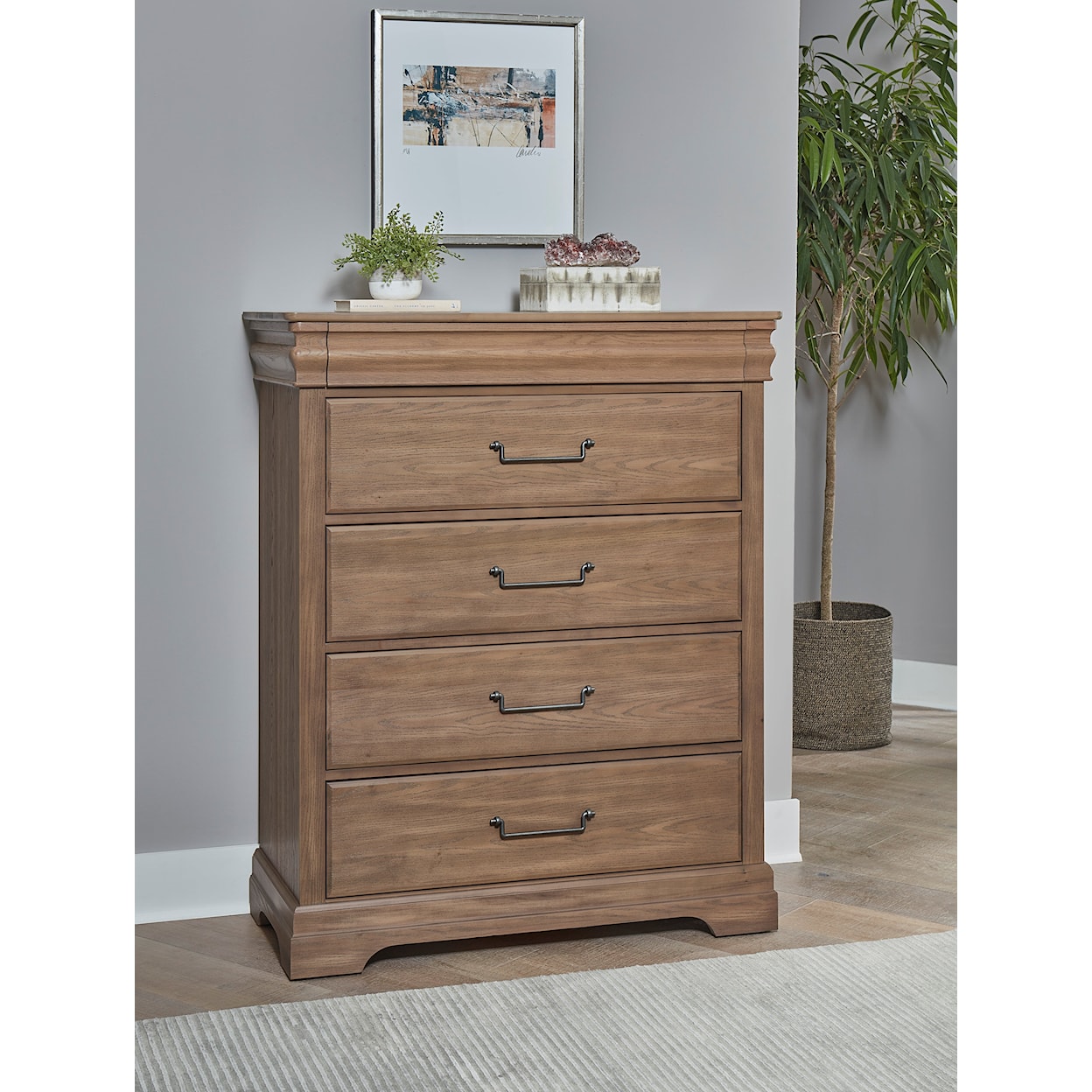 Vaughan-Bassett Vista 5-Drawer Chest