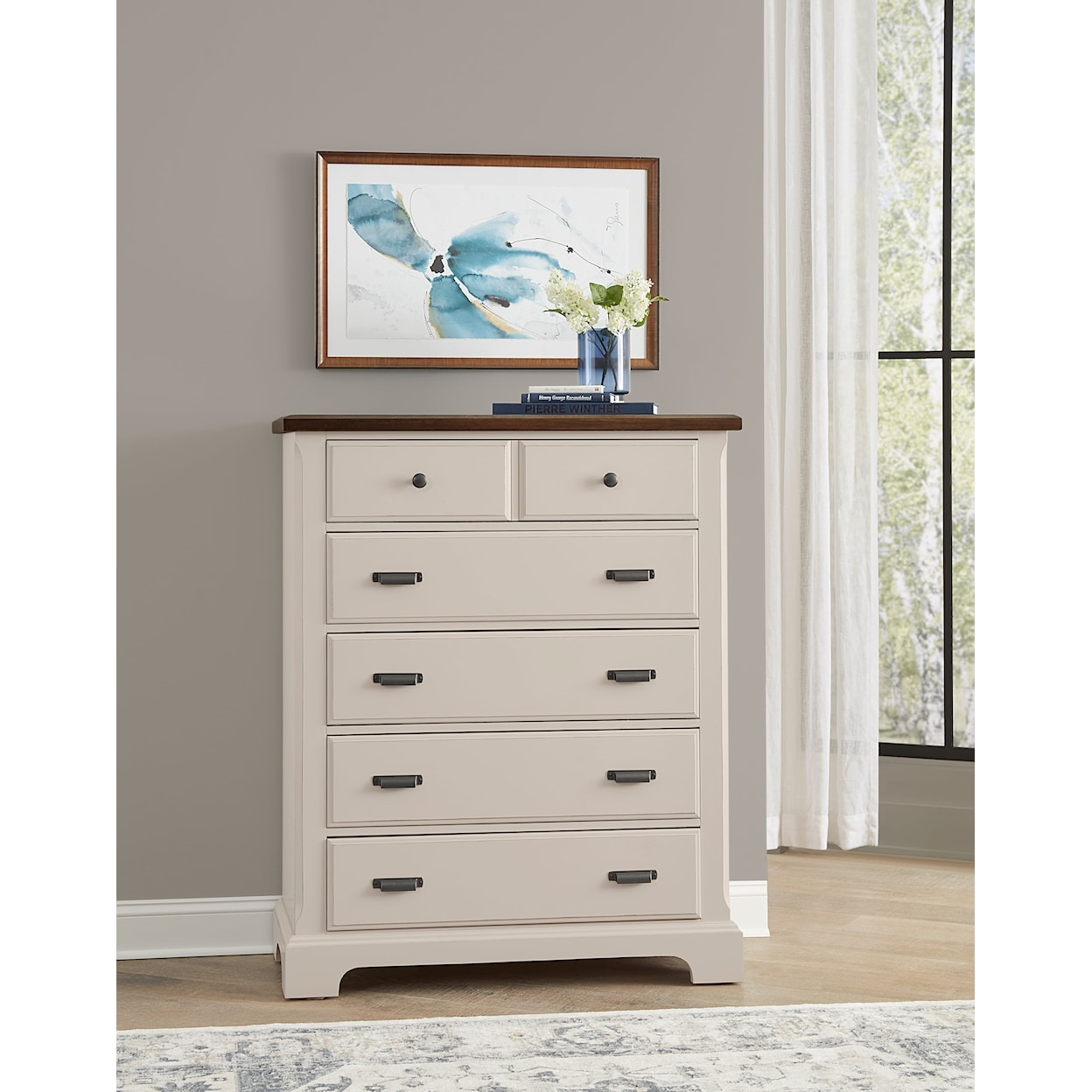 Vaughan Bassett Lancaster County Two-Tone Chest -5 Drawer