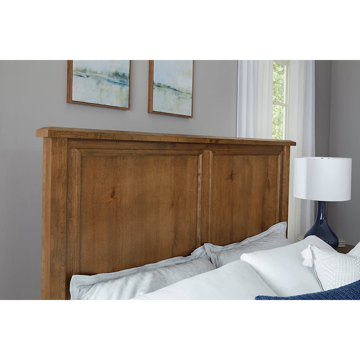 Vaughan Bassett Lancaster County Queen Amish Panel Bed