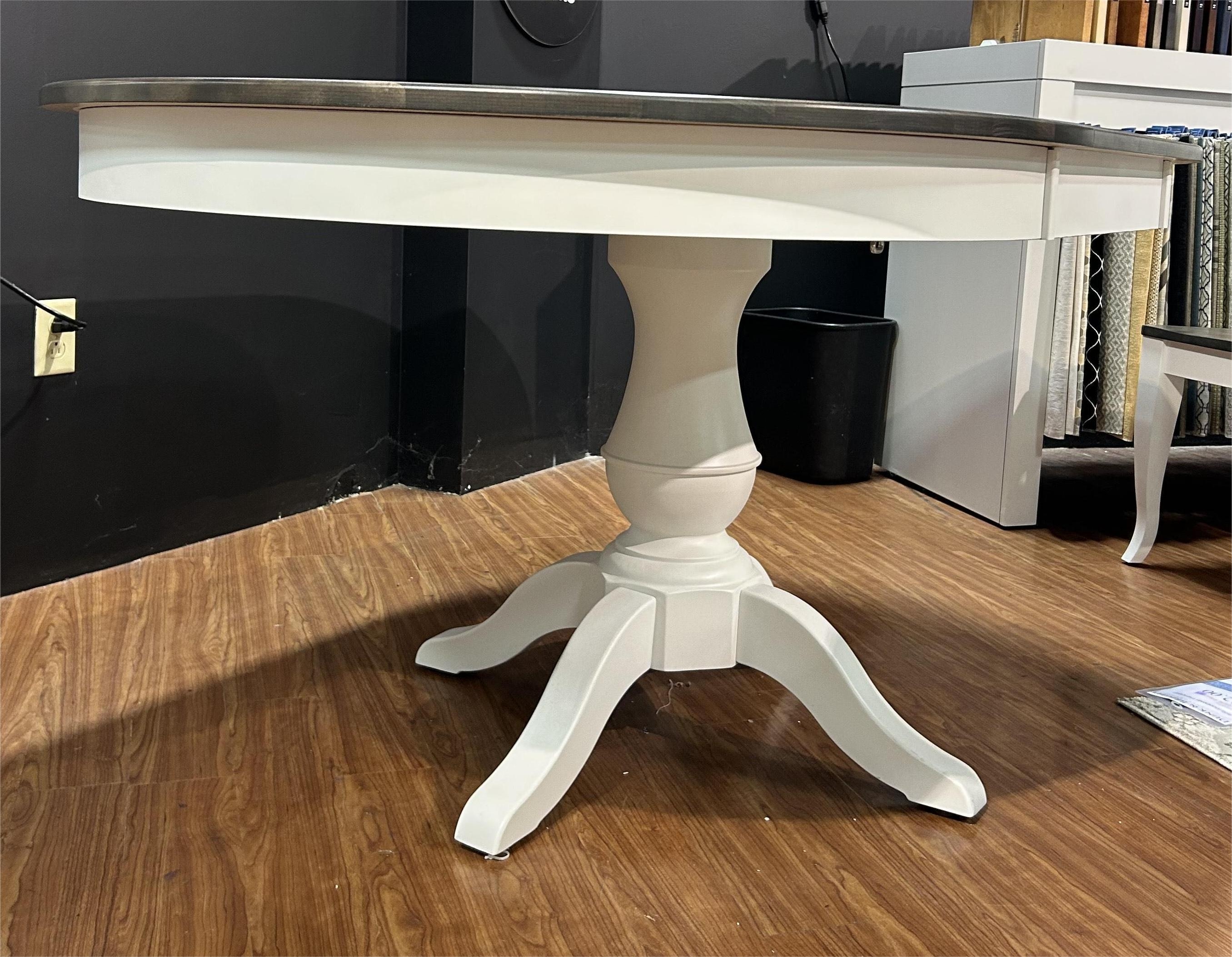 Round Dining Table with Leaf