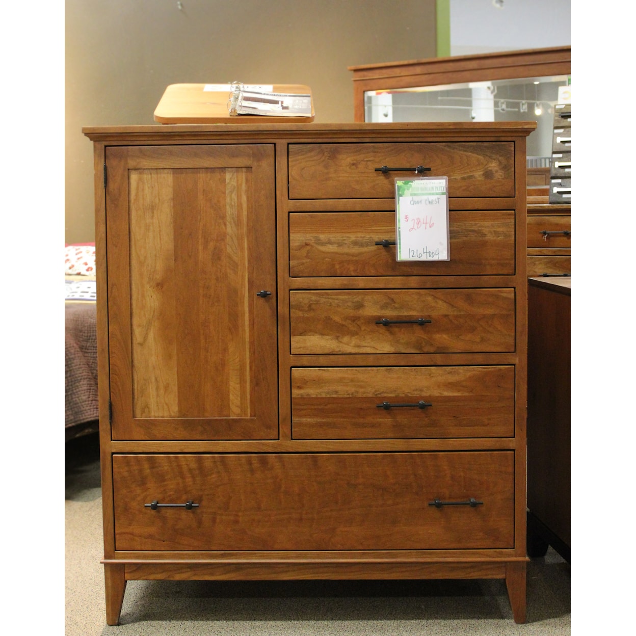 Yutzy - Urban Collection Yutzy Cortland Door Chest