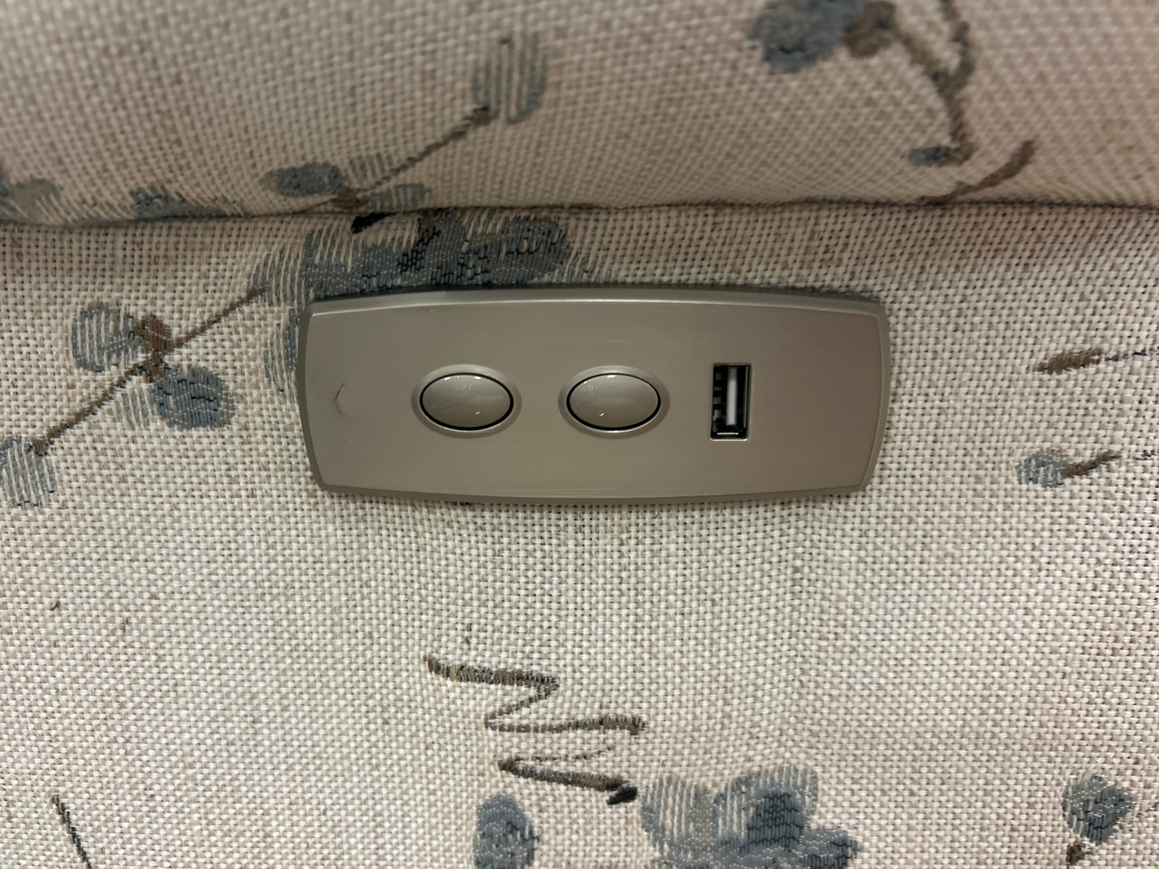 Wing Back Power Recliner Chair