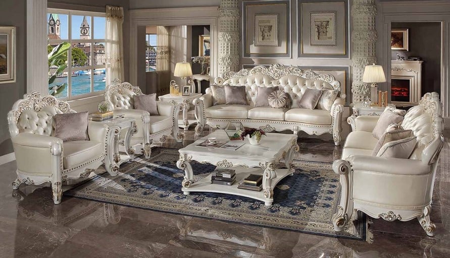 Oversized Tufted Sofa with 6 Pillows