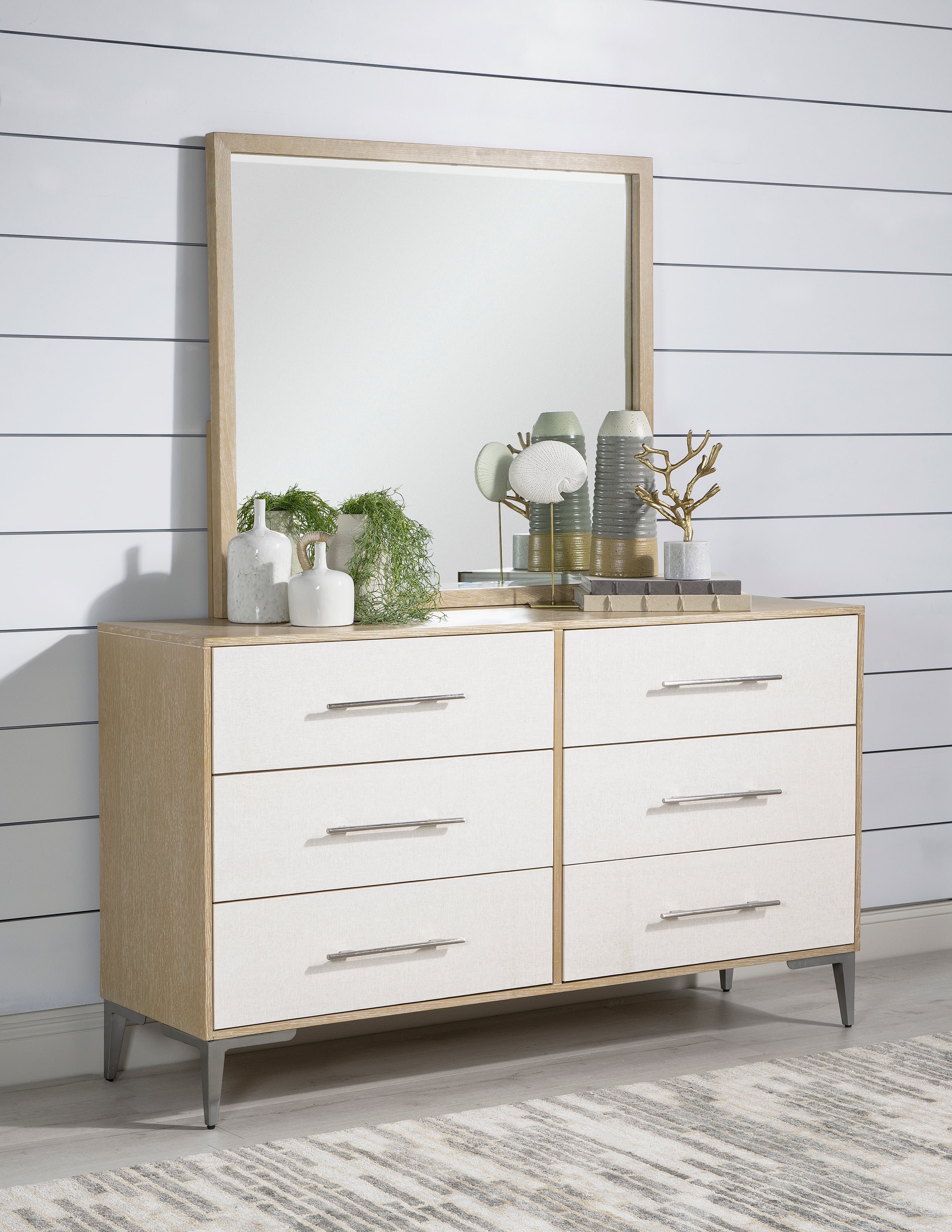 Legacy Classic Biscayne 6-Drawer Dresser
