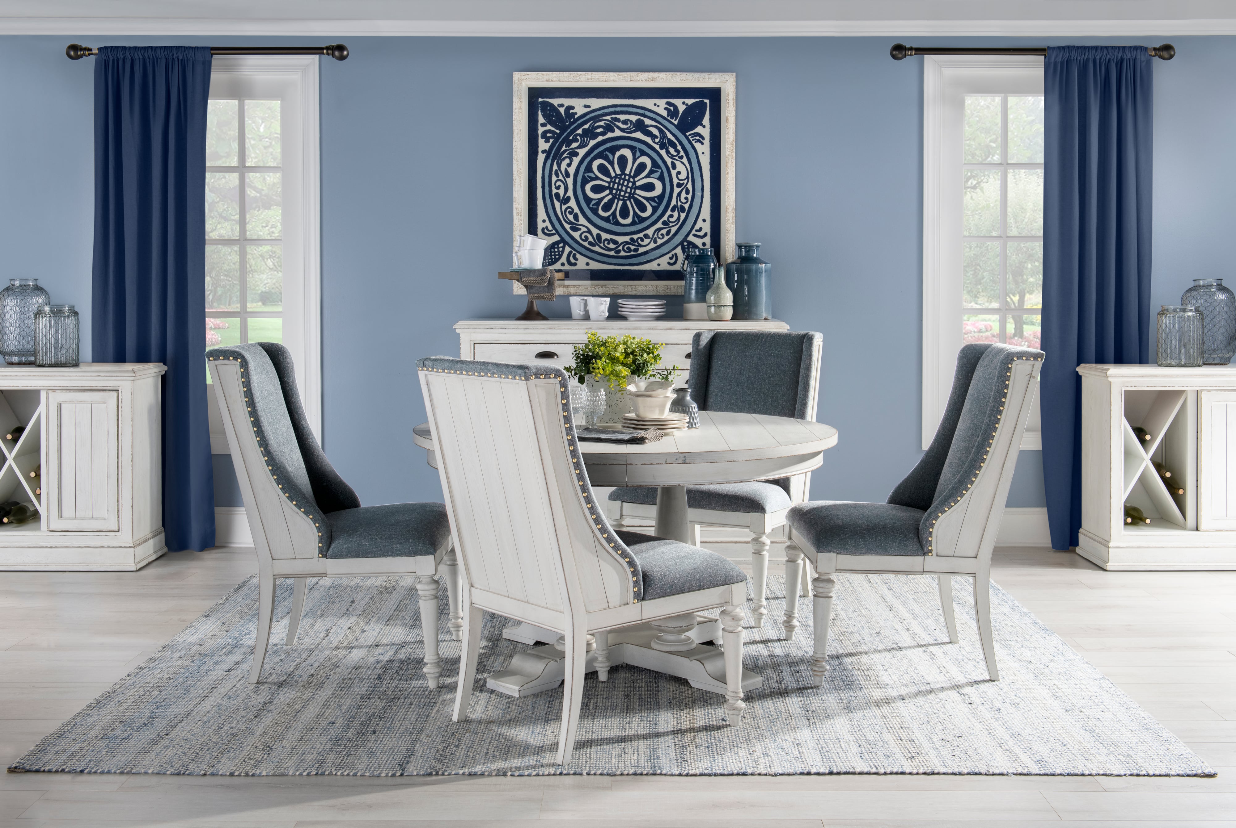 Legacy Classic Cottage Park Round Dining Table