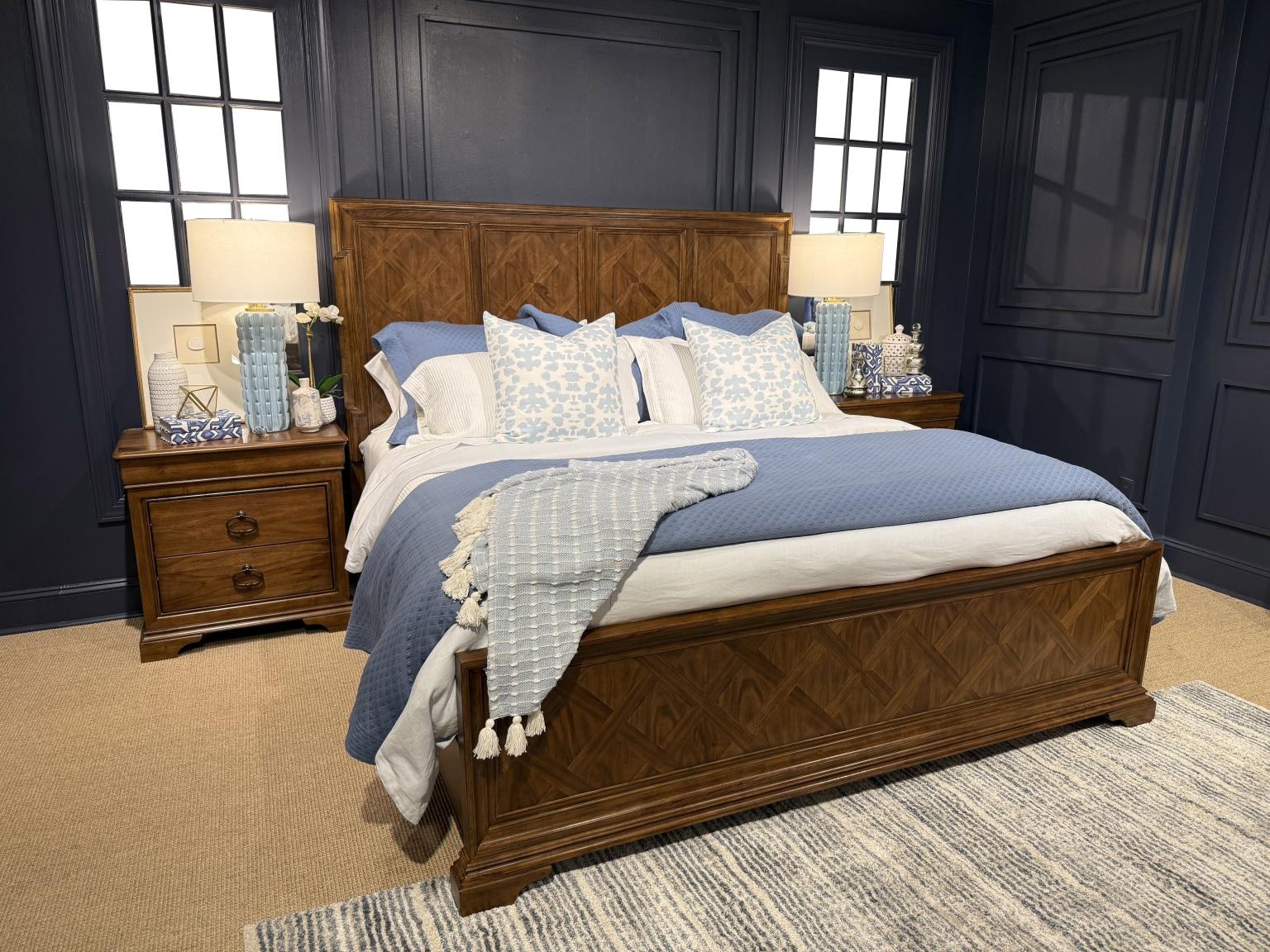 Legacy Classic Echelon 3-Drawer Nightstand