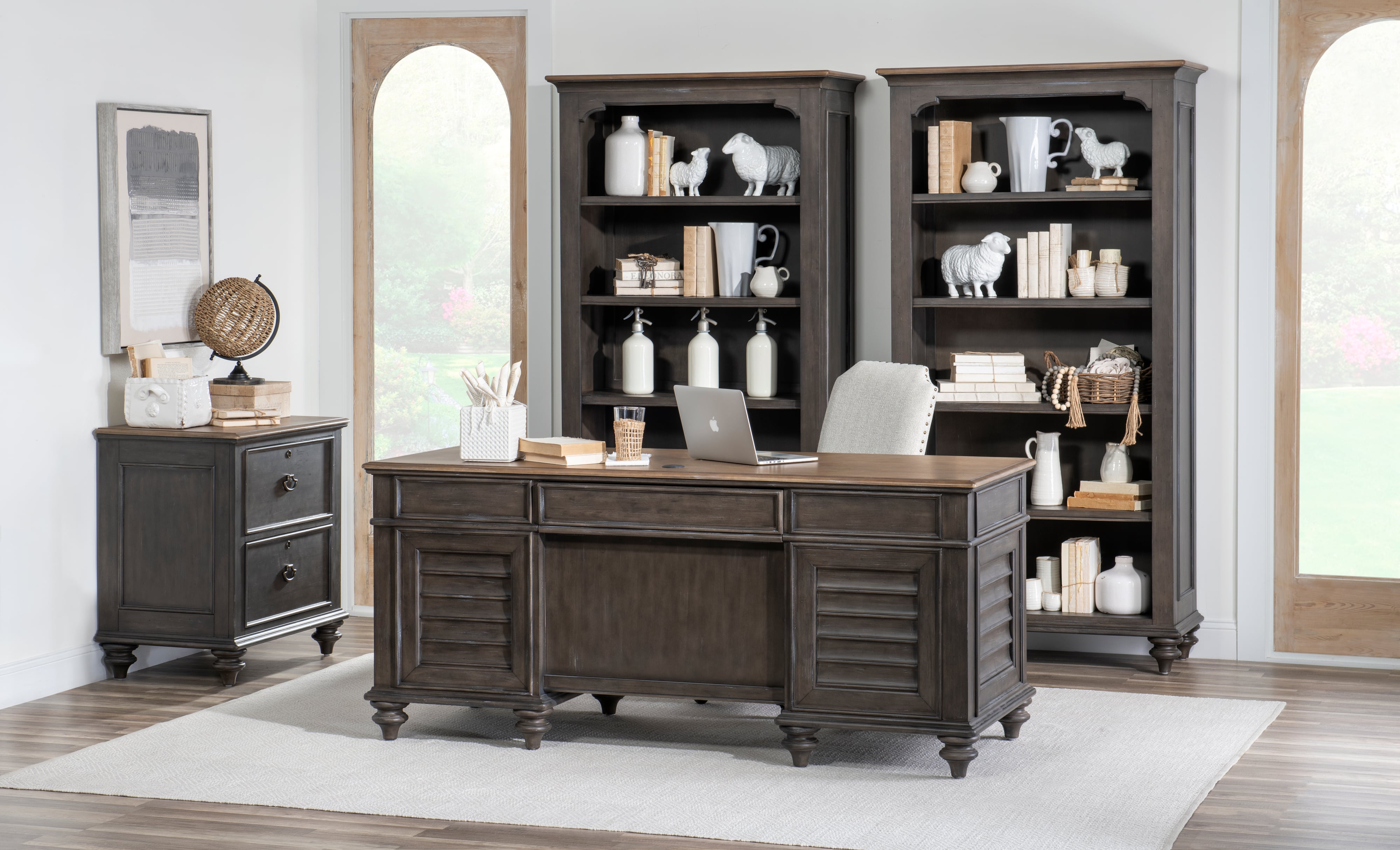 Legacy Classic Kingston Desk