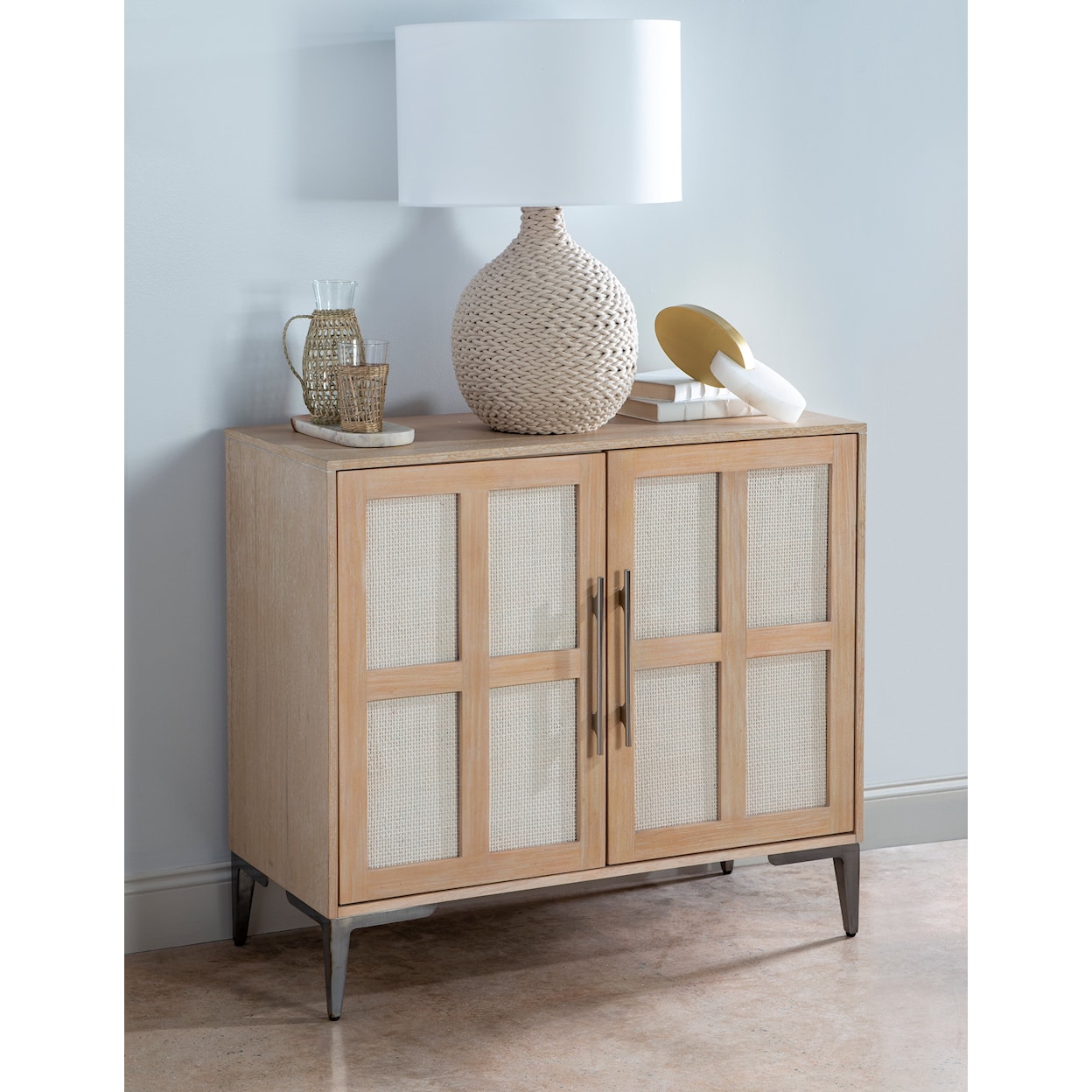 Legacy Classic Biscayne Bachelor Door Chest