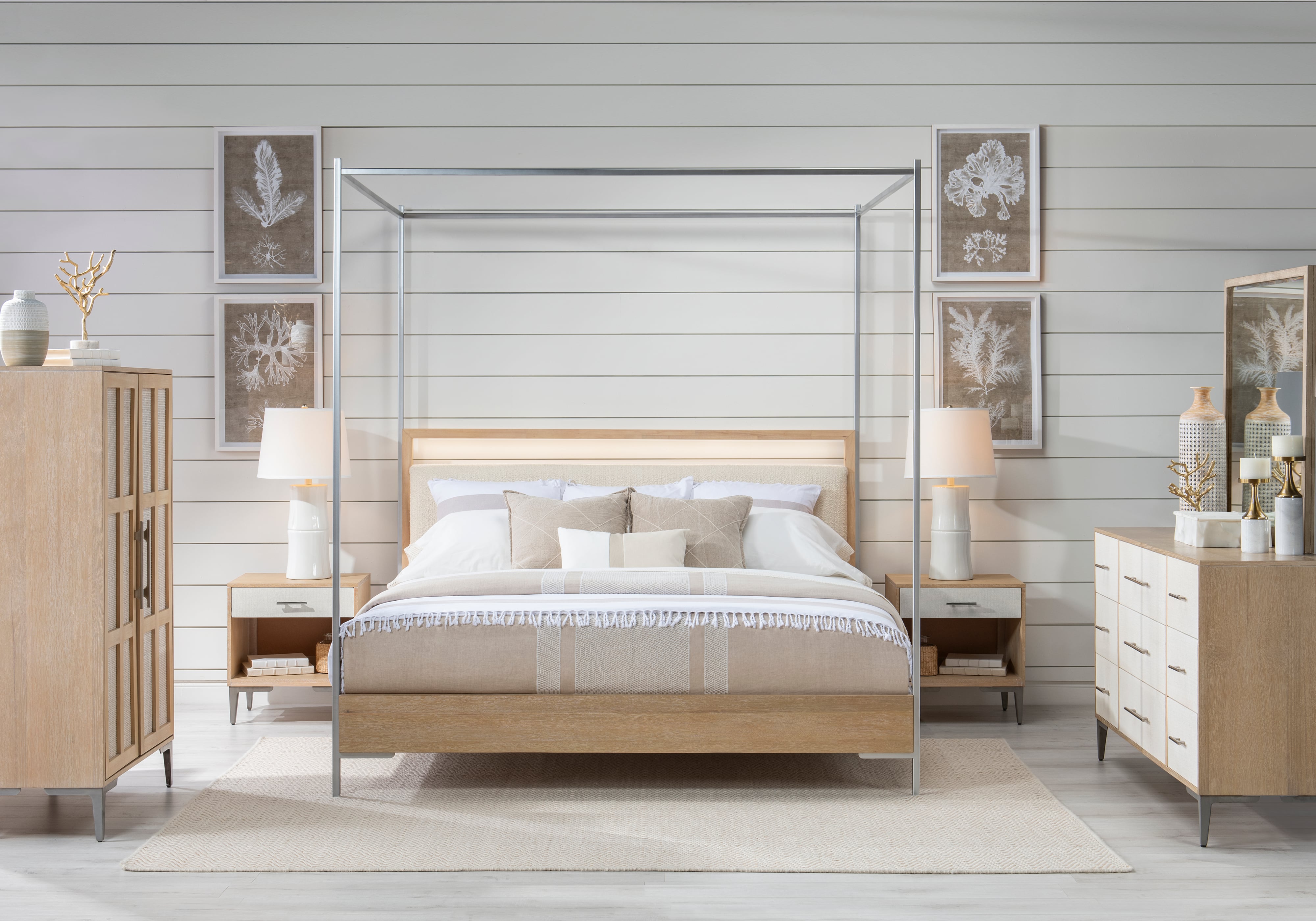 Legacy Classic Biscayne 15005006K CoastalStyle Upholstered King