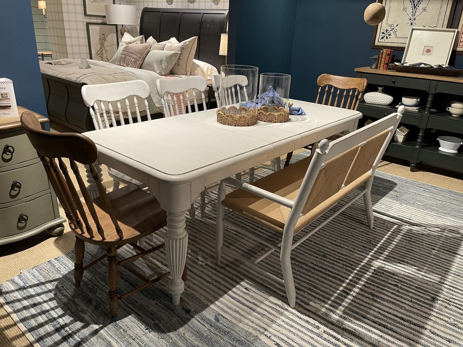 Legacy Classic Vintage Market Rush Seat Bench