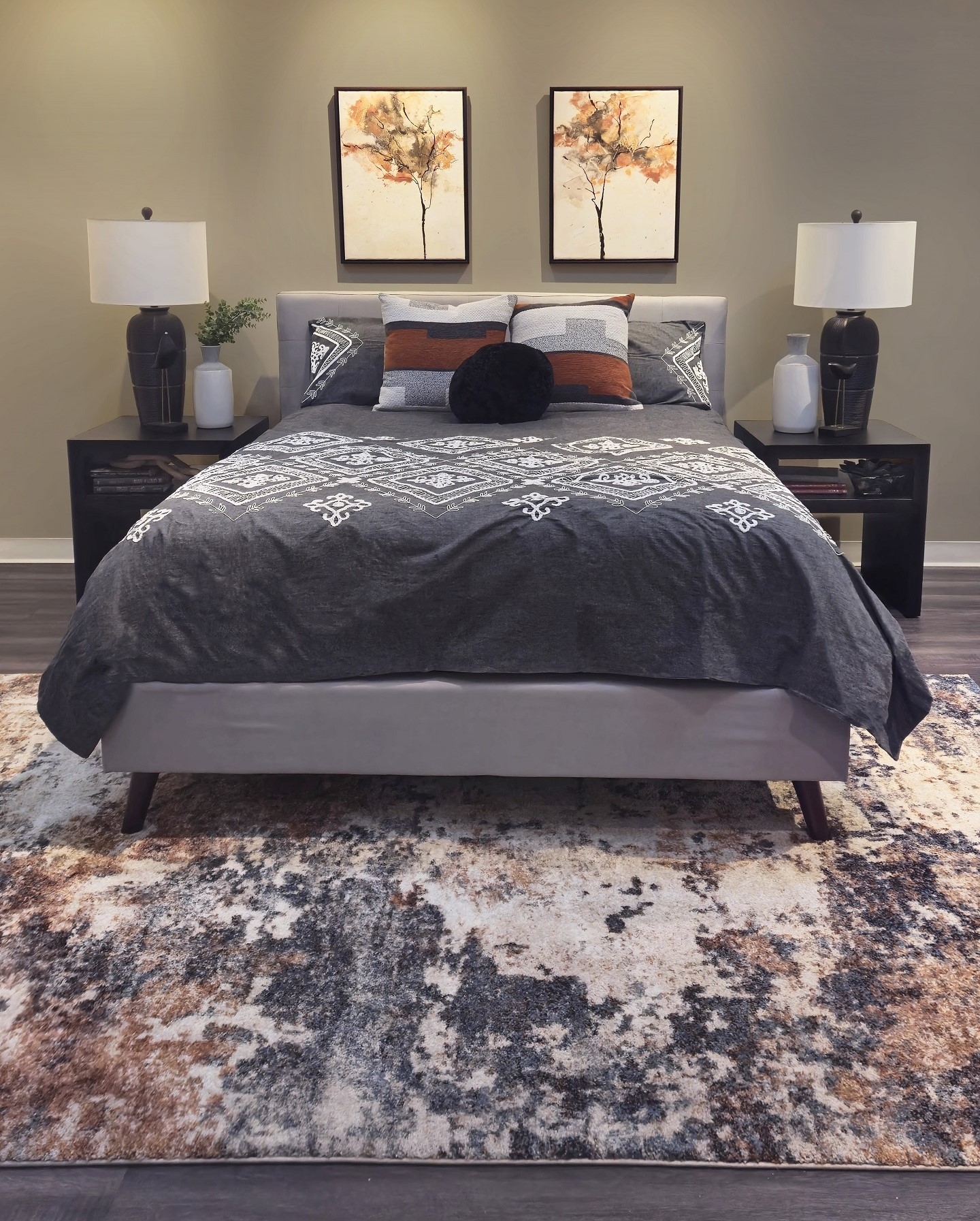 Ryan Queen Upholstered Platform Bed