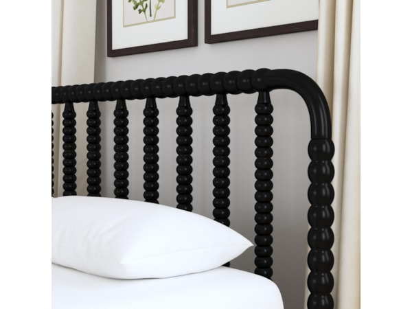 Queen Spindle Bed and Two Nightstands