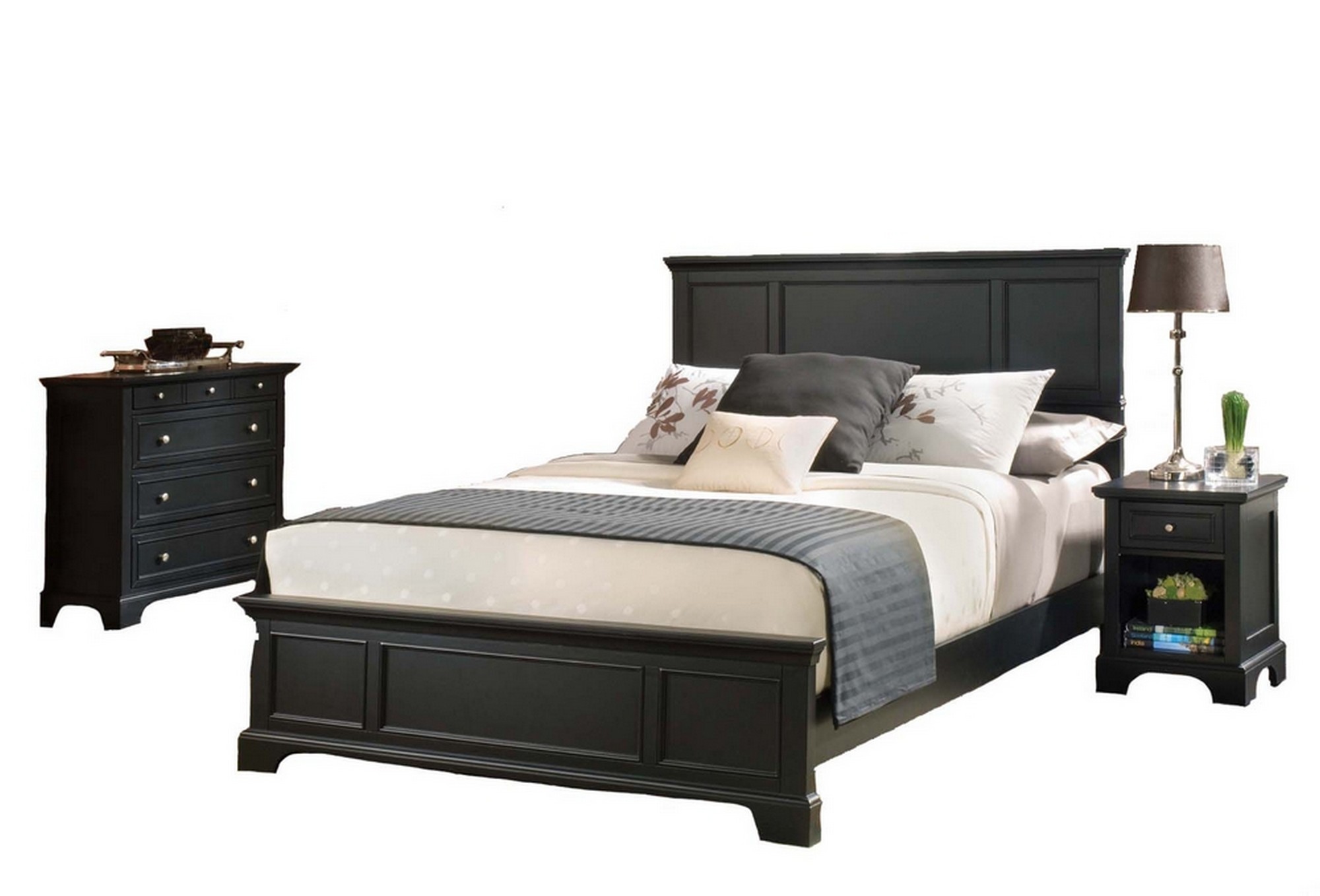 Queen Bed, Two Nightstands and Chest