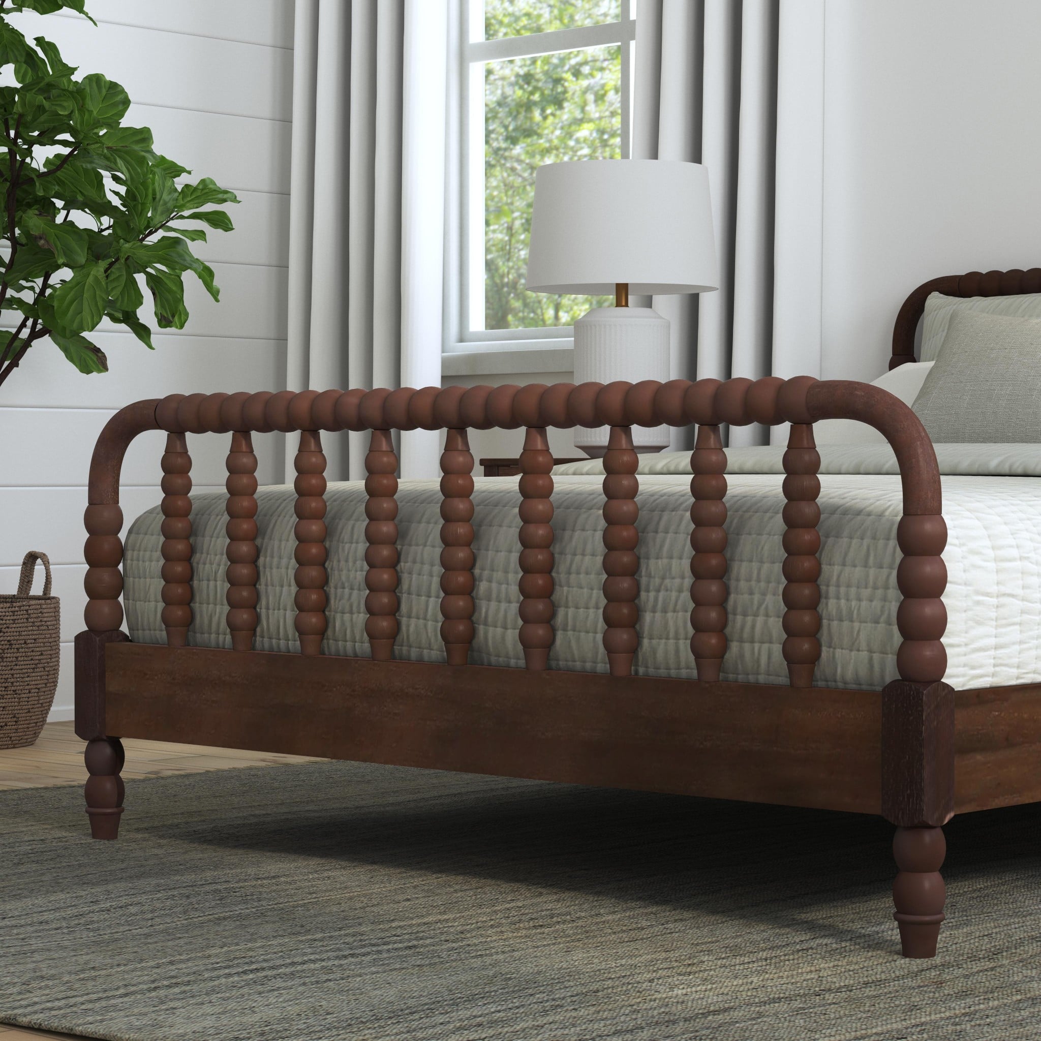 Queen Spindle Bed and Two Nightstands